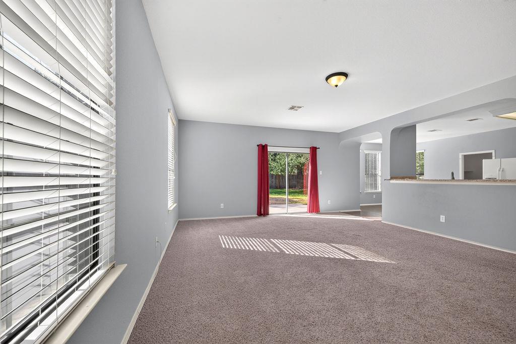 2200 Ezra Ct Property Photo 16