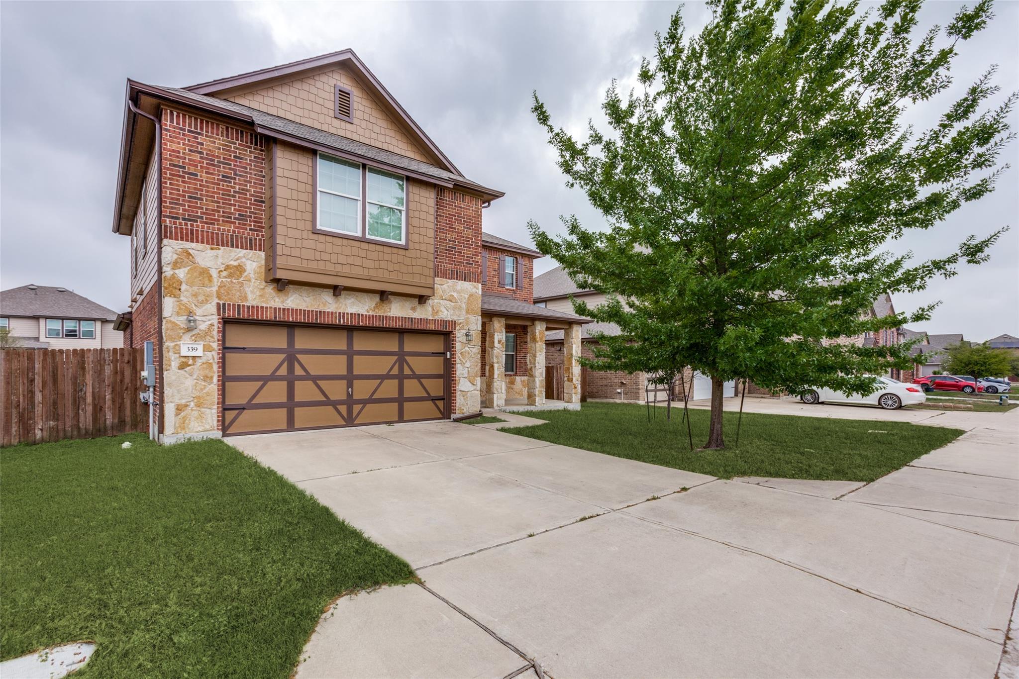 339 Alamosa DR Property Photo 1