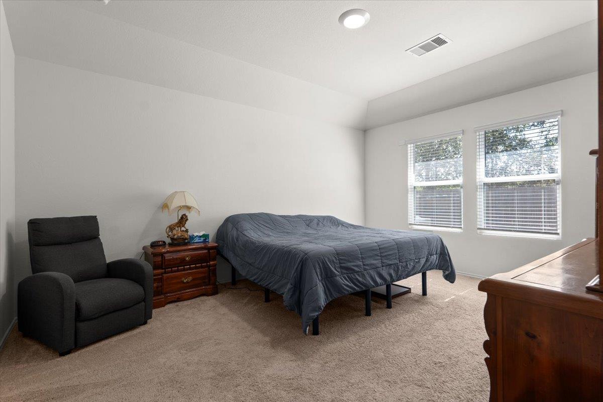 114 Sickle Loop Property Photo 13