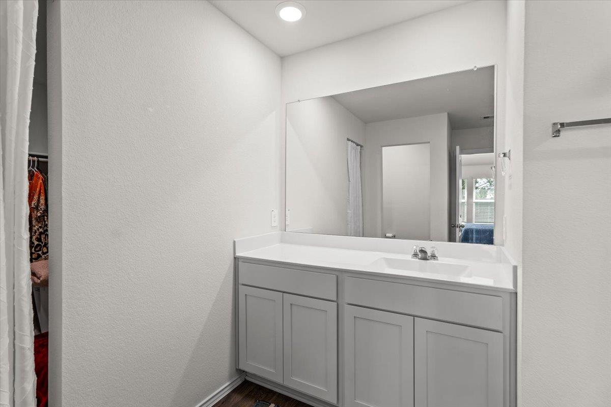 114 Sickle Loop Property Photo 15