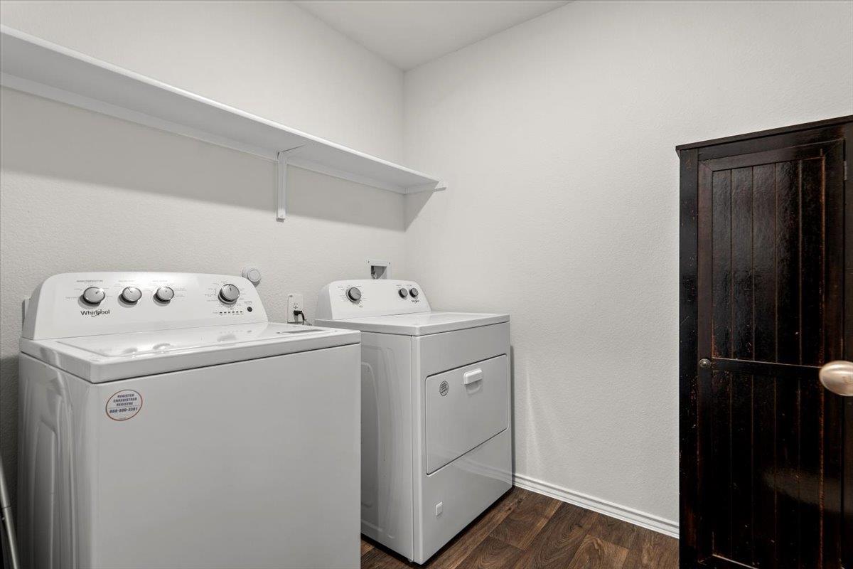 114 Sickle Loop Property Photo 23