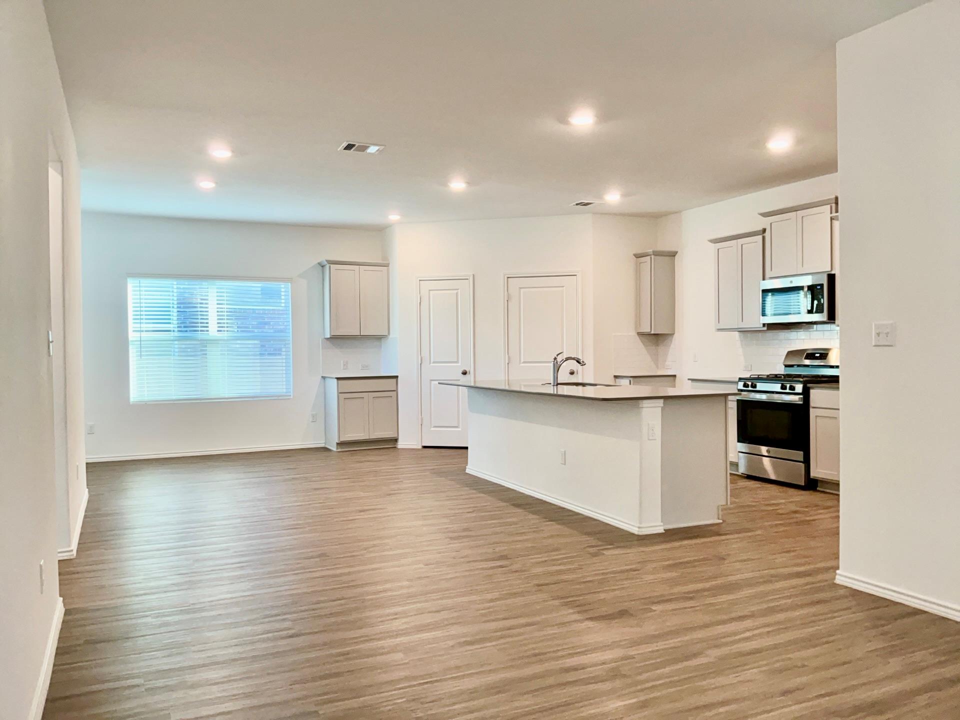 105 Blue Blaze Trl Property Photo 5