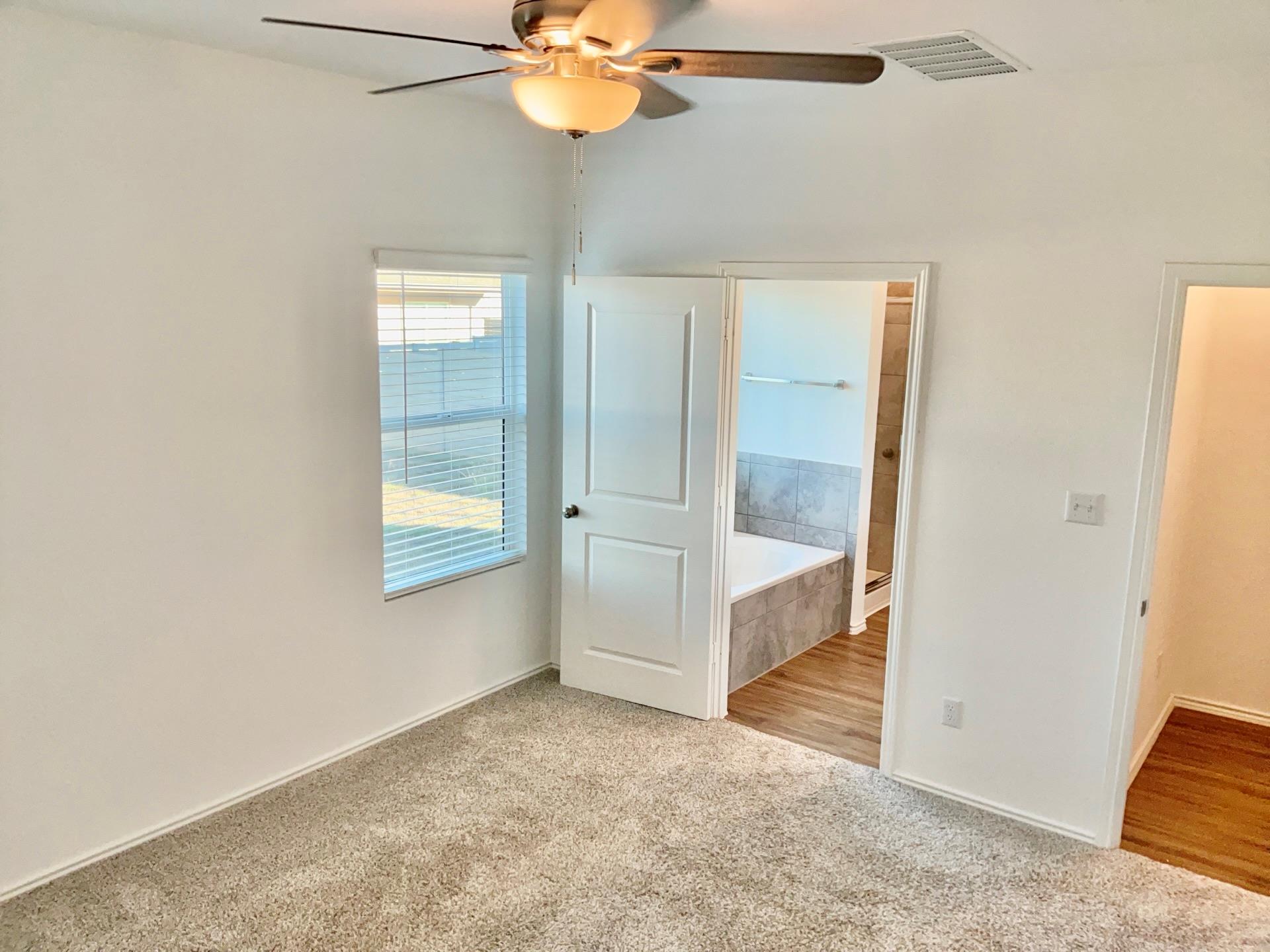 105 Blue Blaze Trl Property Photo 11