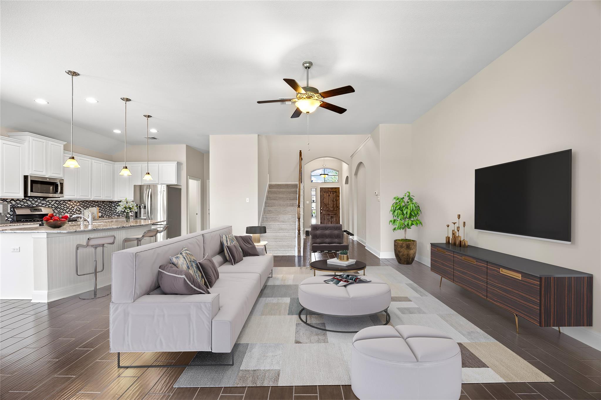 2364370 Property Photo 5