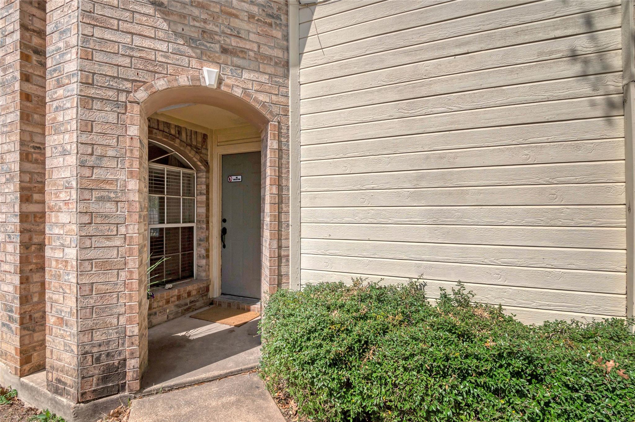 2901 Single Trace Ct Property Photo 3