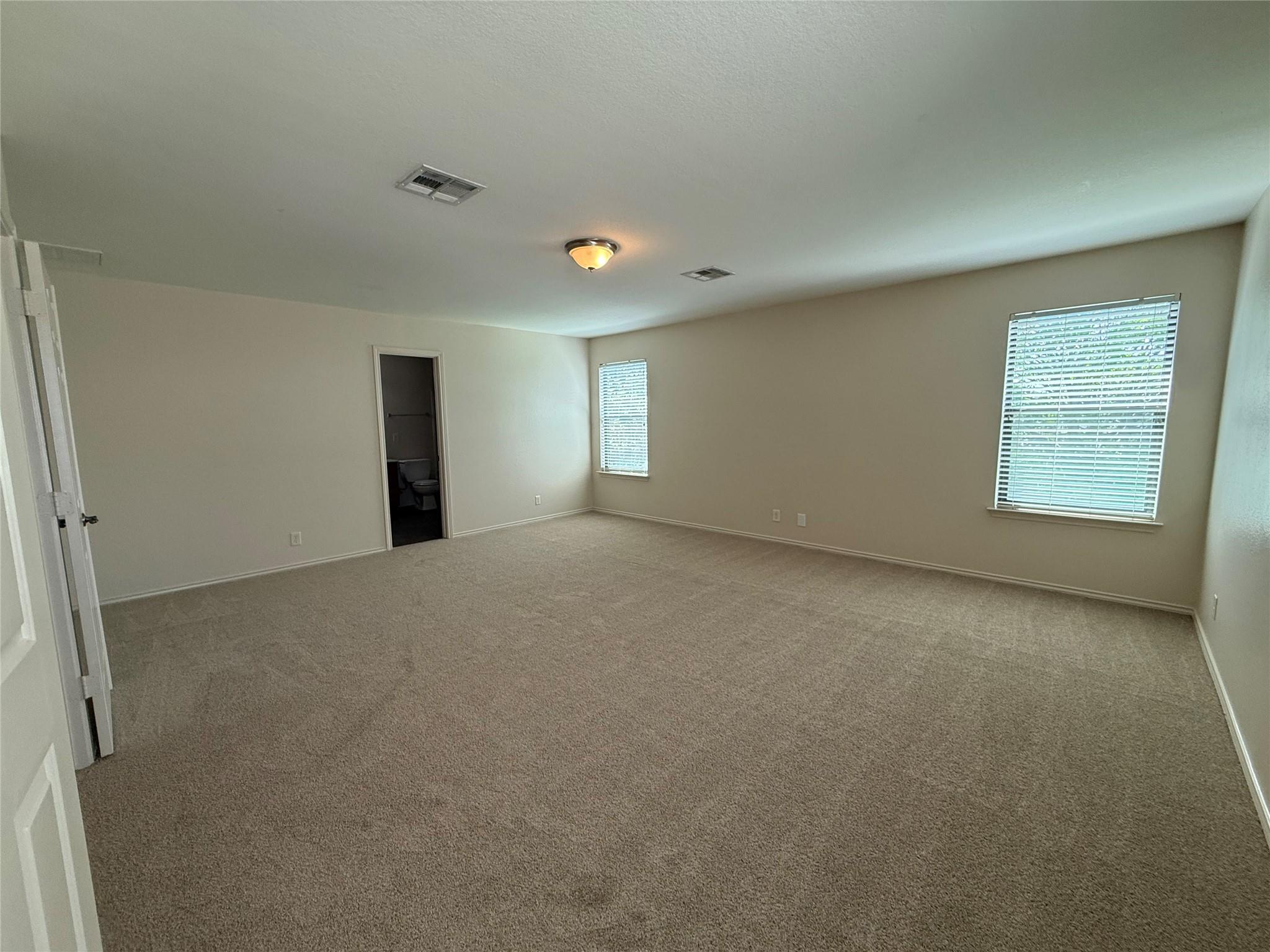 640 New Country Rd Property Photo 9