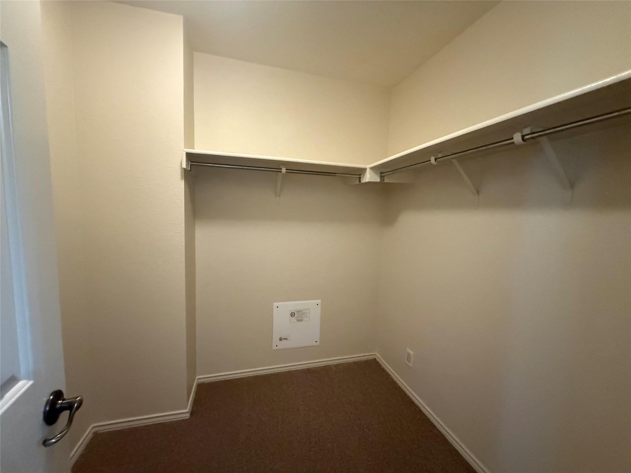 640 New Country Rd Property Photo 11
