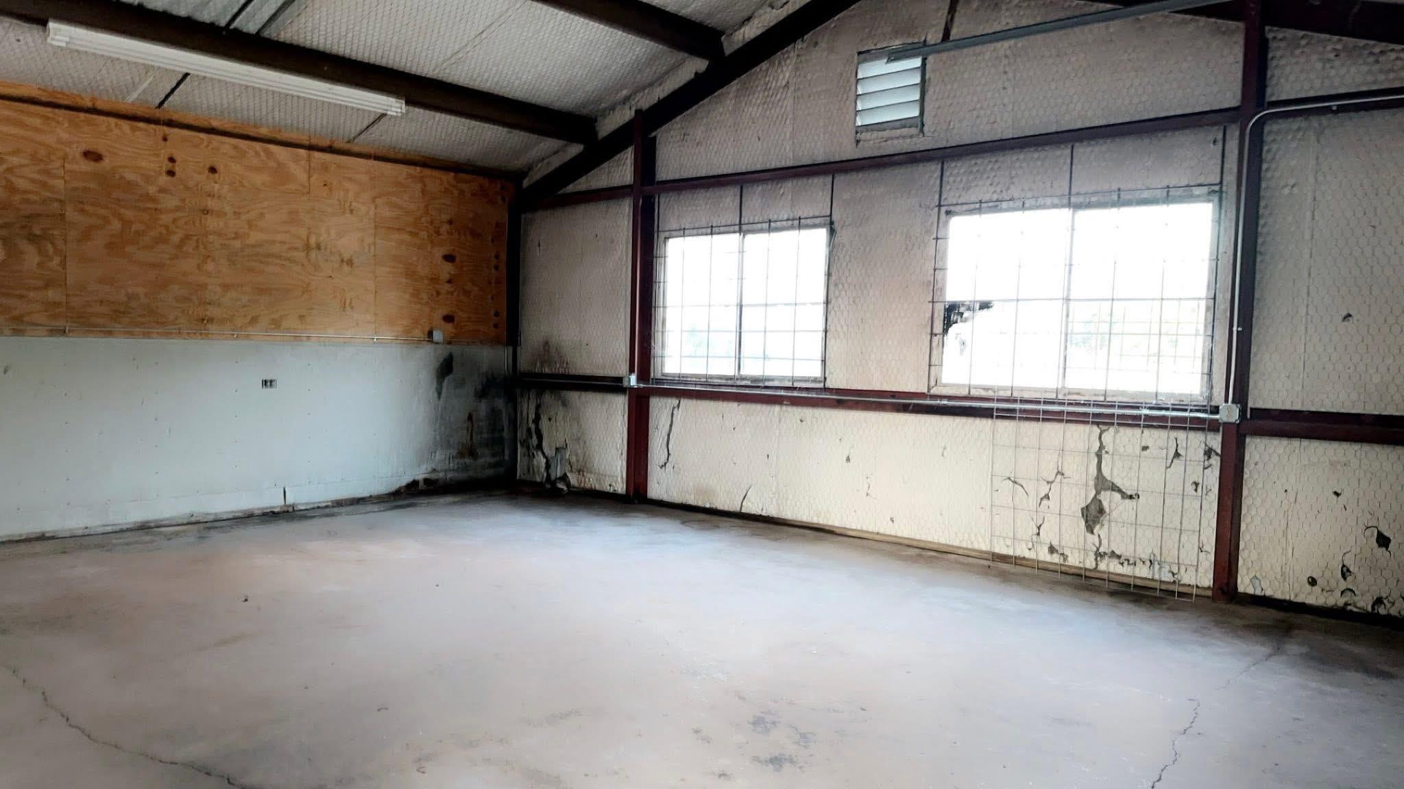 1706 N Main St #suite B Property Photo 4