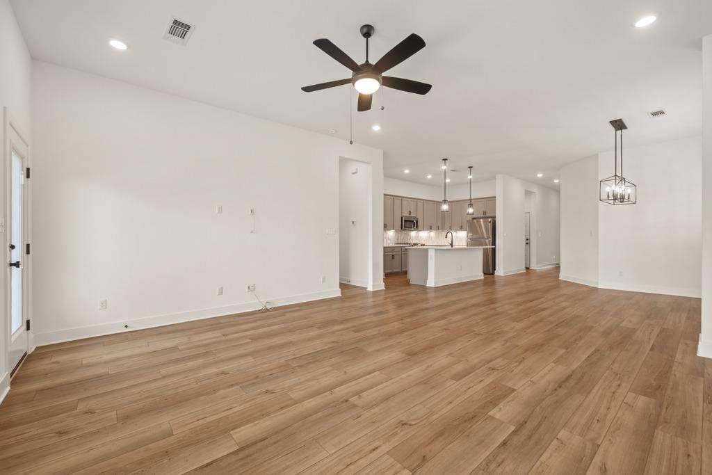 133 Rocking R Ct Property Photo 6