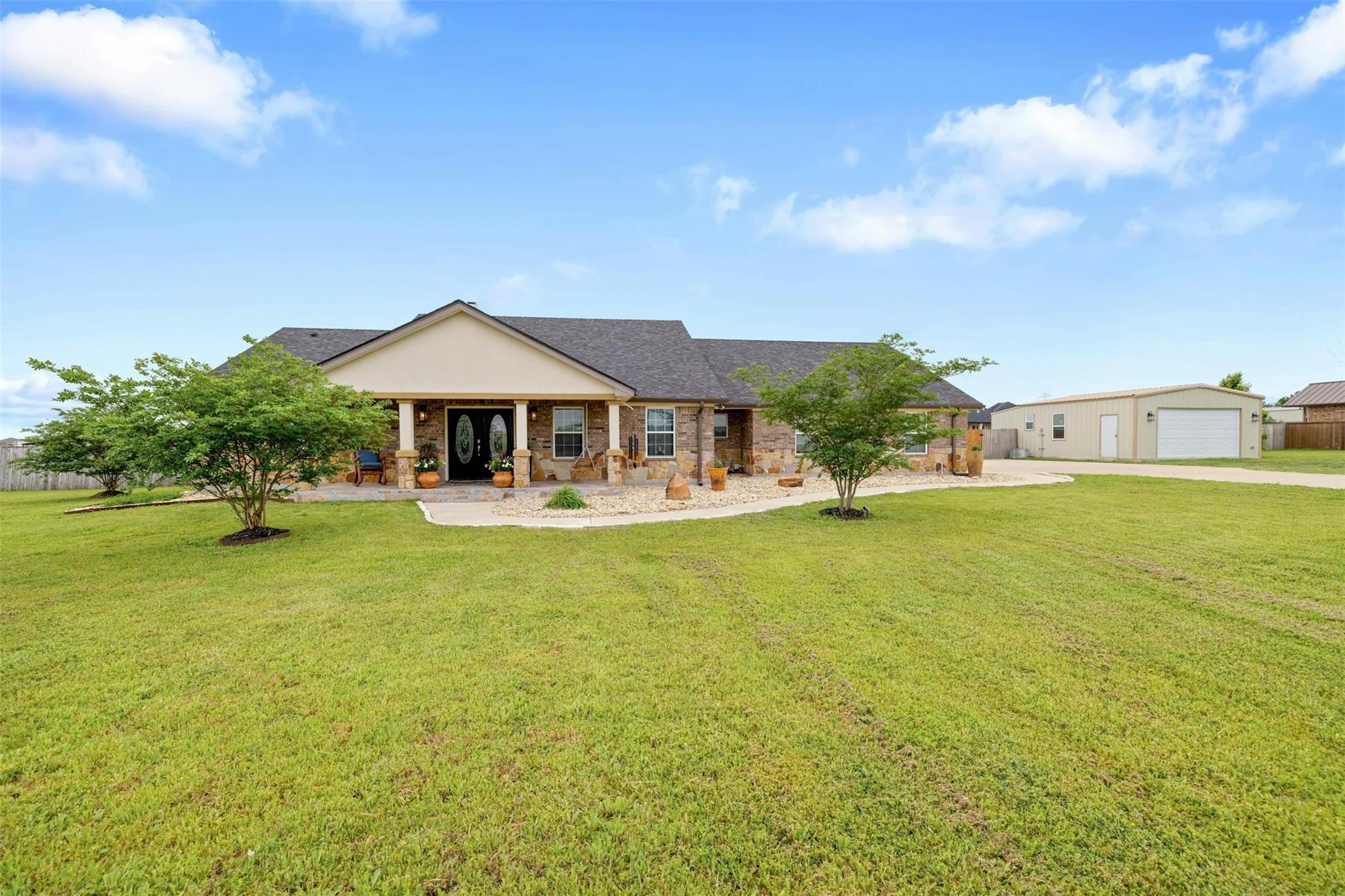 4445 W Amity Rd Property Photo