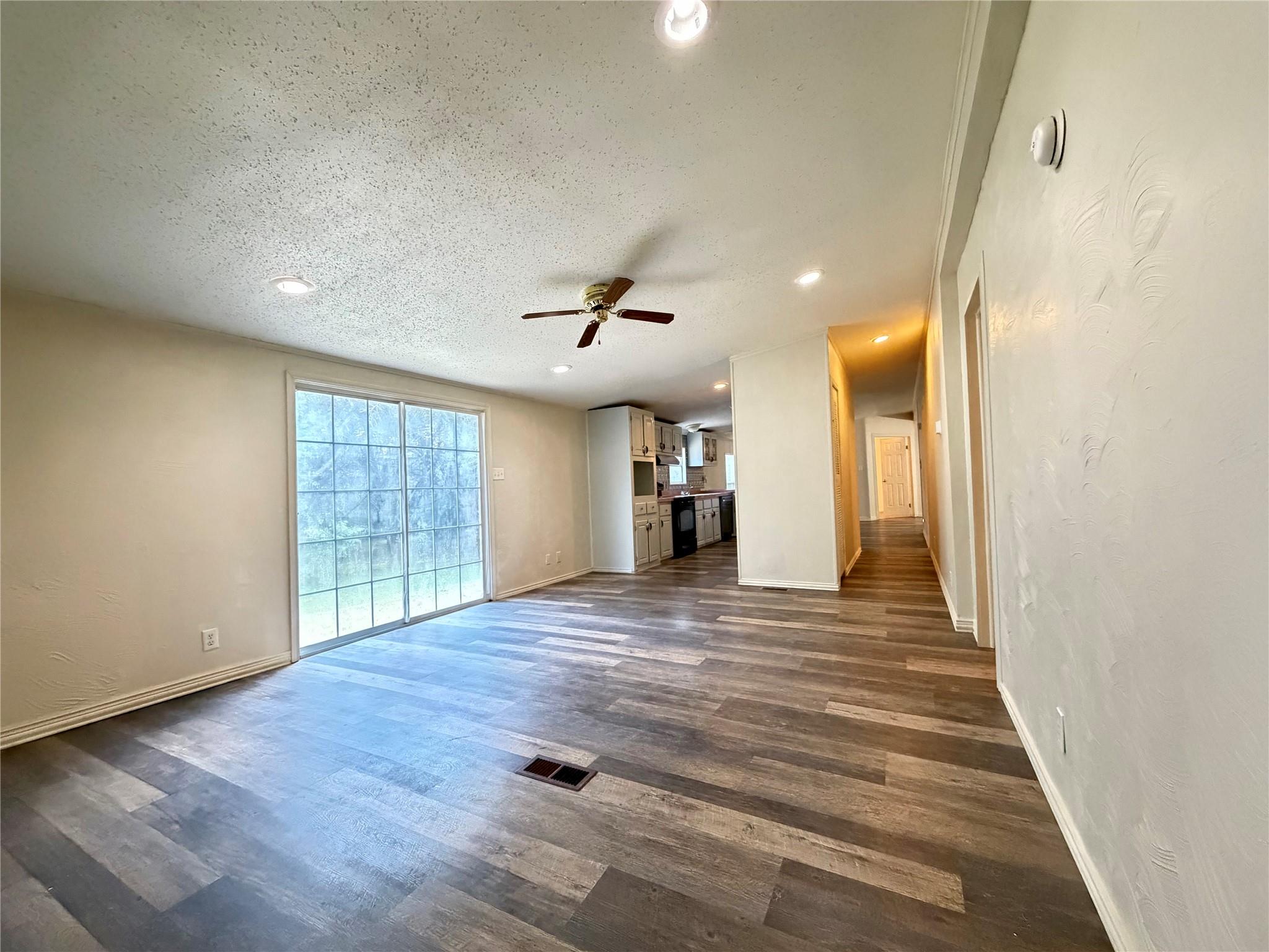 372 County Road 4450 None Property Photo 4