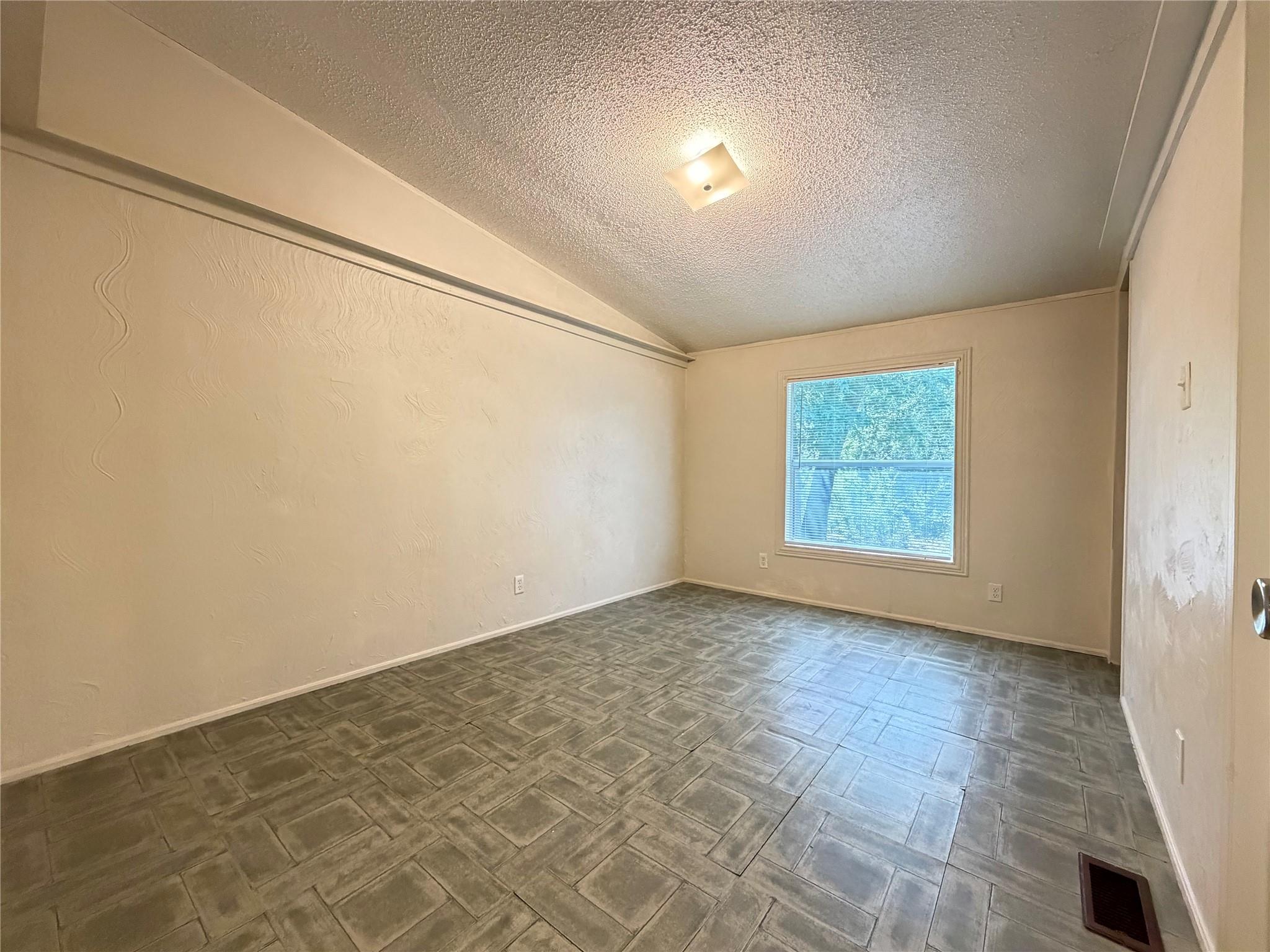 372 County Road 4450 None Property Photo 9