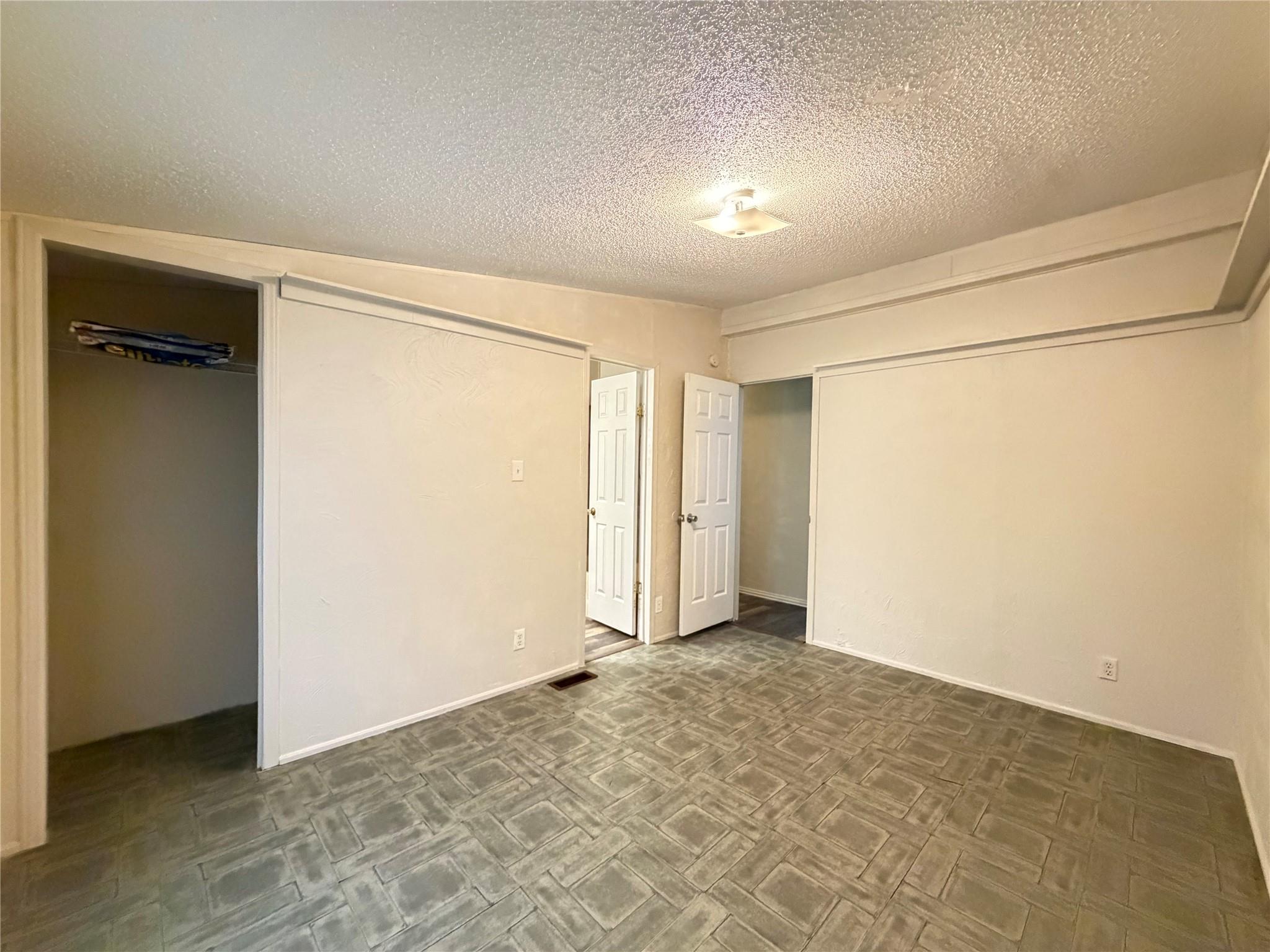372 County Road 4450 None Property Photo 10