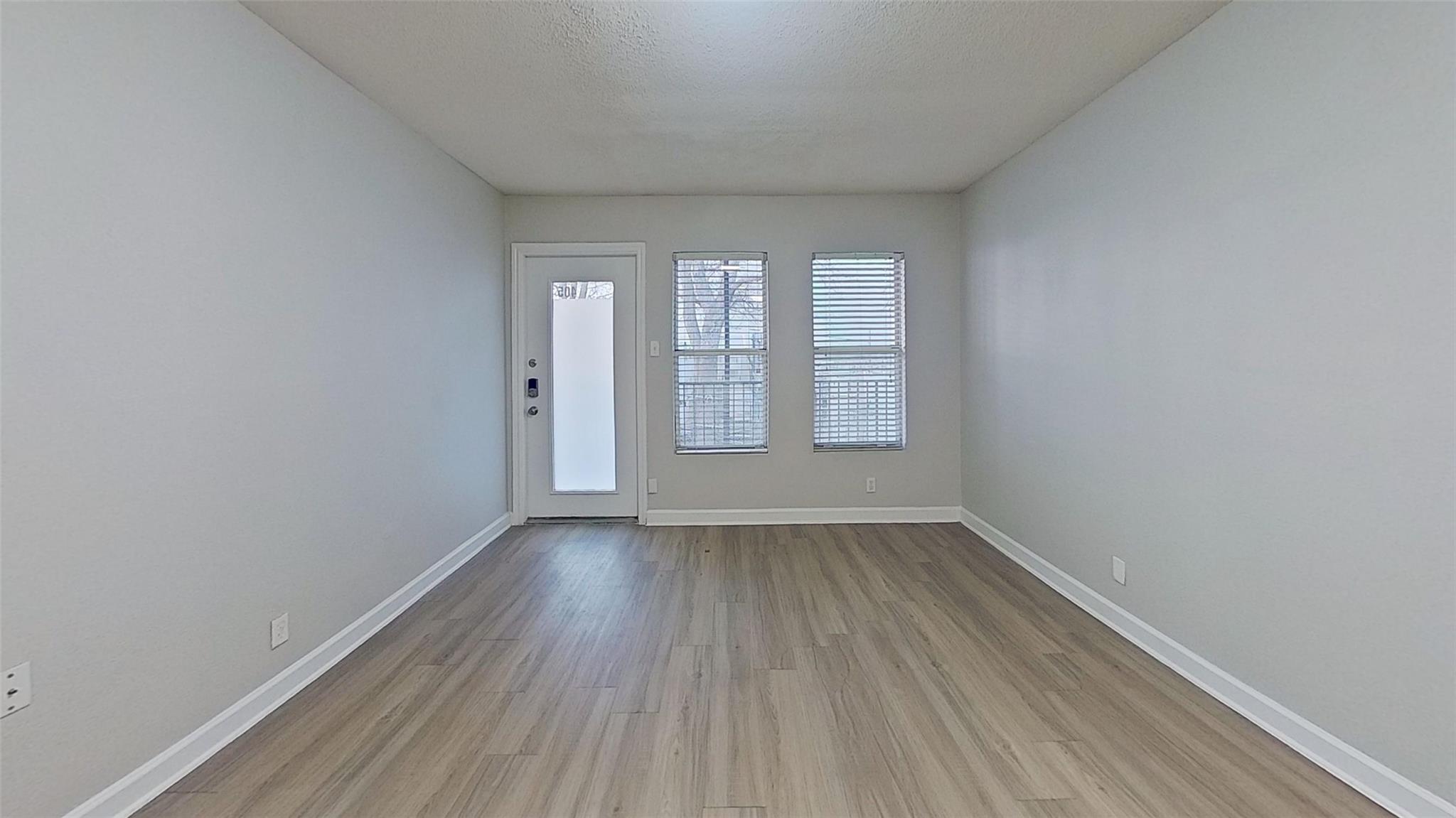 2520 Longview St #405 Property Photo 8