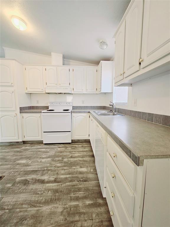 1467 Live Oak Dr Property Photo 4