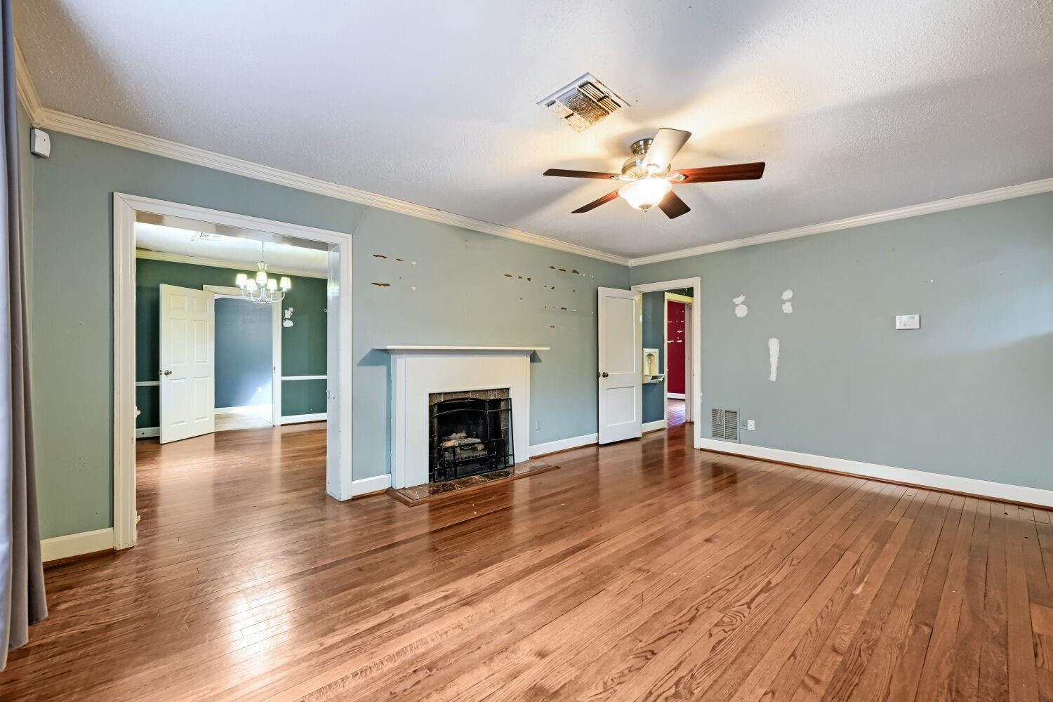 2207 Euclid Ave Property Photo 6
