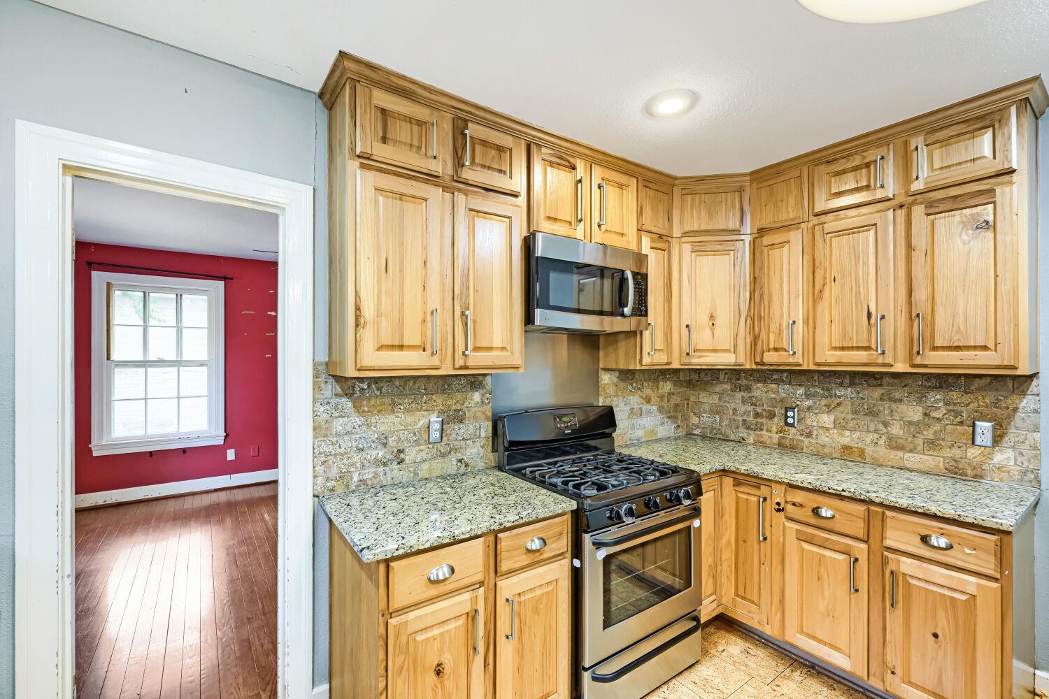2207 Euclid Ave Property Photo 16
