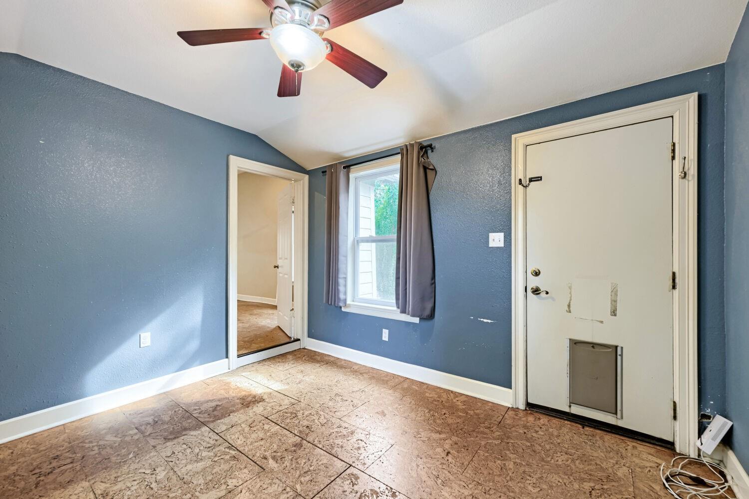 2207 Euclid Ave Property Photo 33