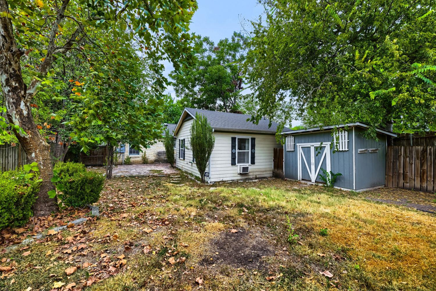 2207 Euclid Ave Property Photo 40