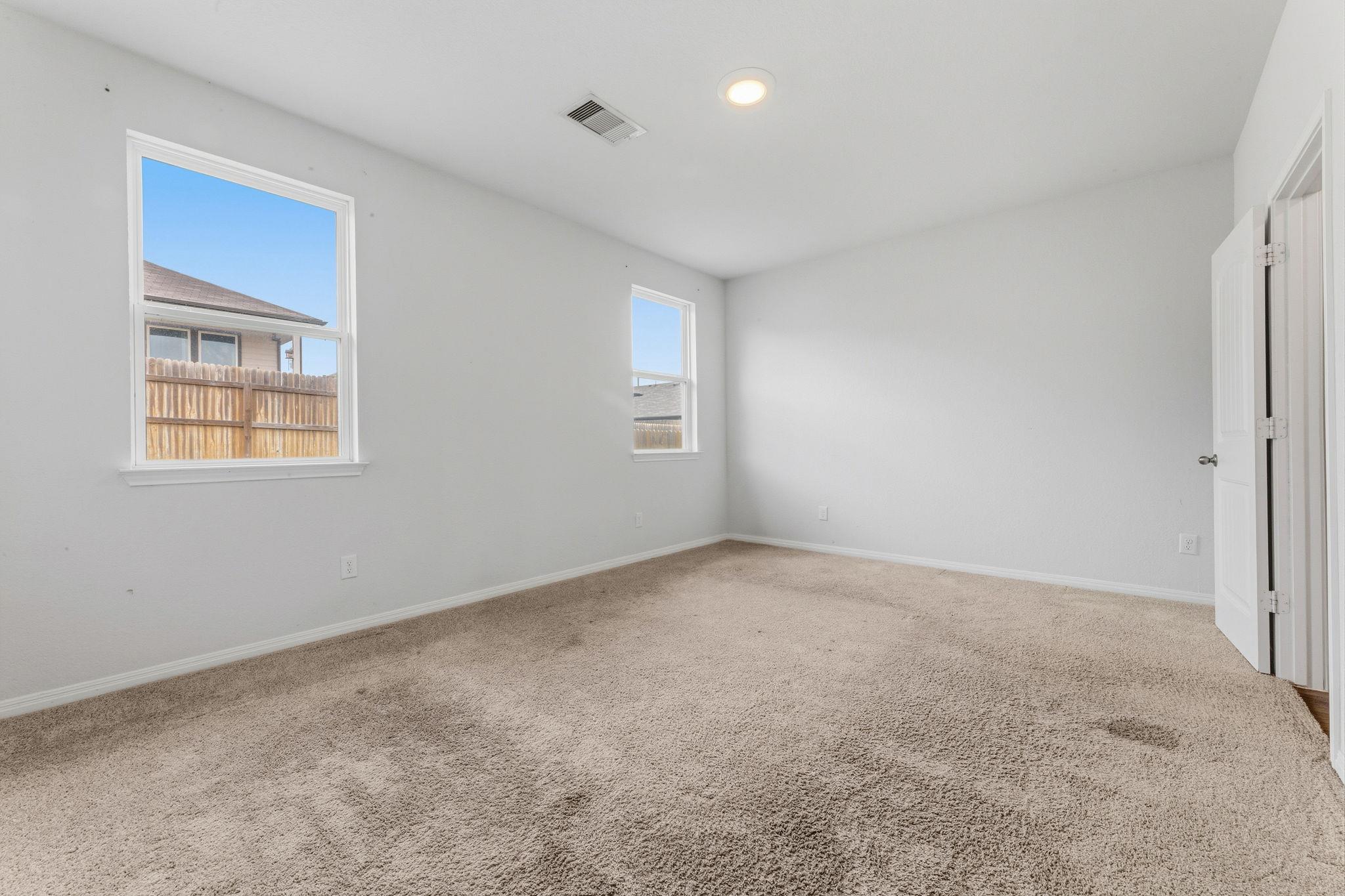 202 Eagle Mountain Trl Property Photo 17