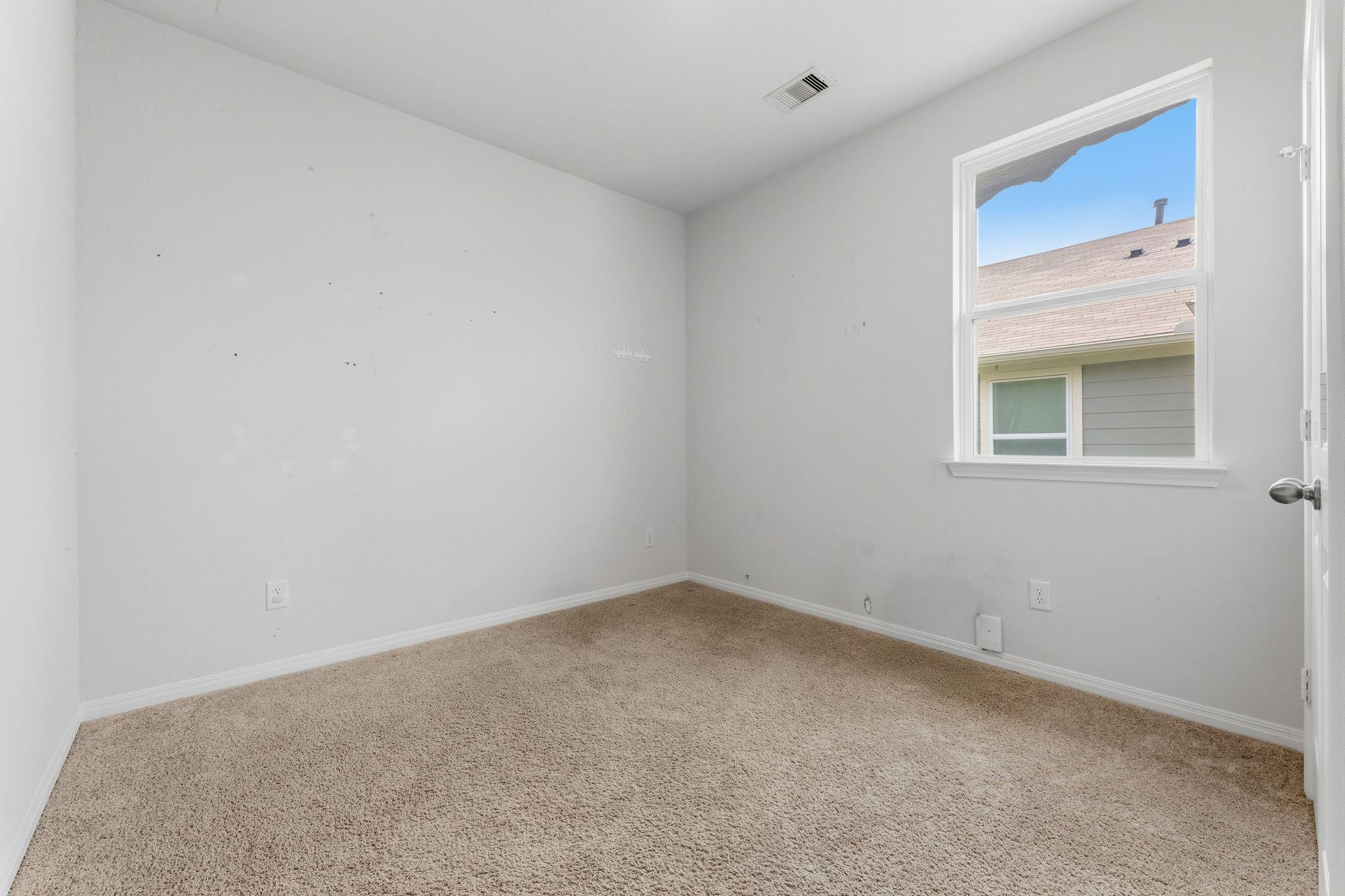 202 Eagle Mountain Trl Property Photo 28