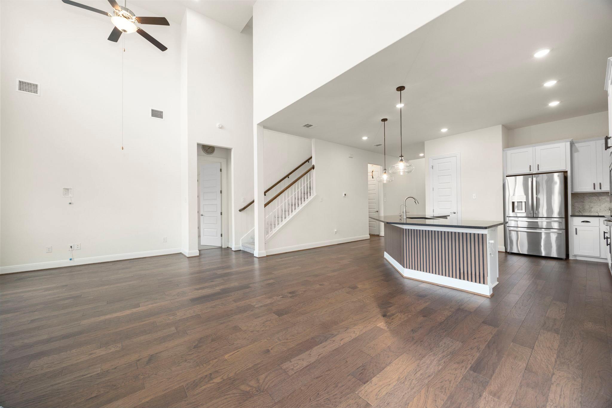 1098 Cherrystone Loop Property Photo 12
