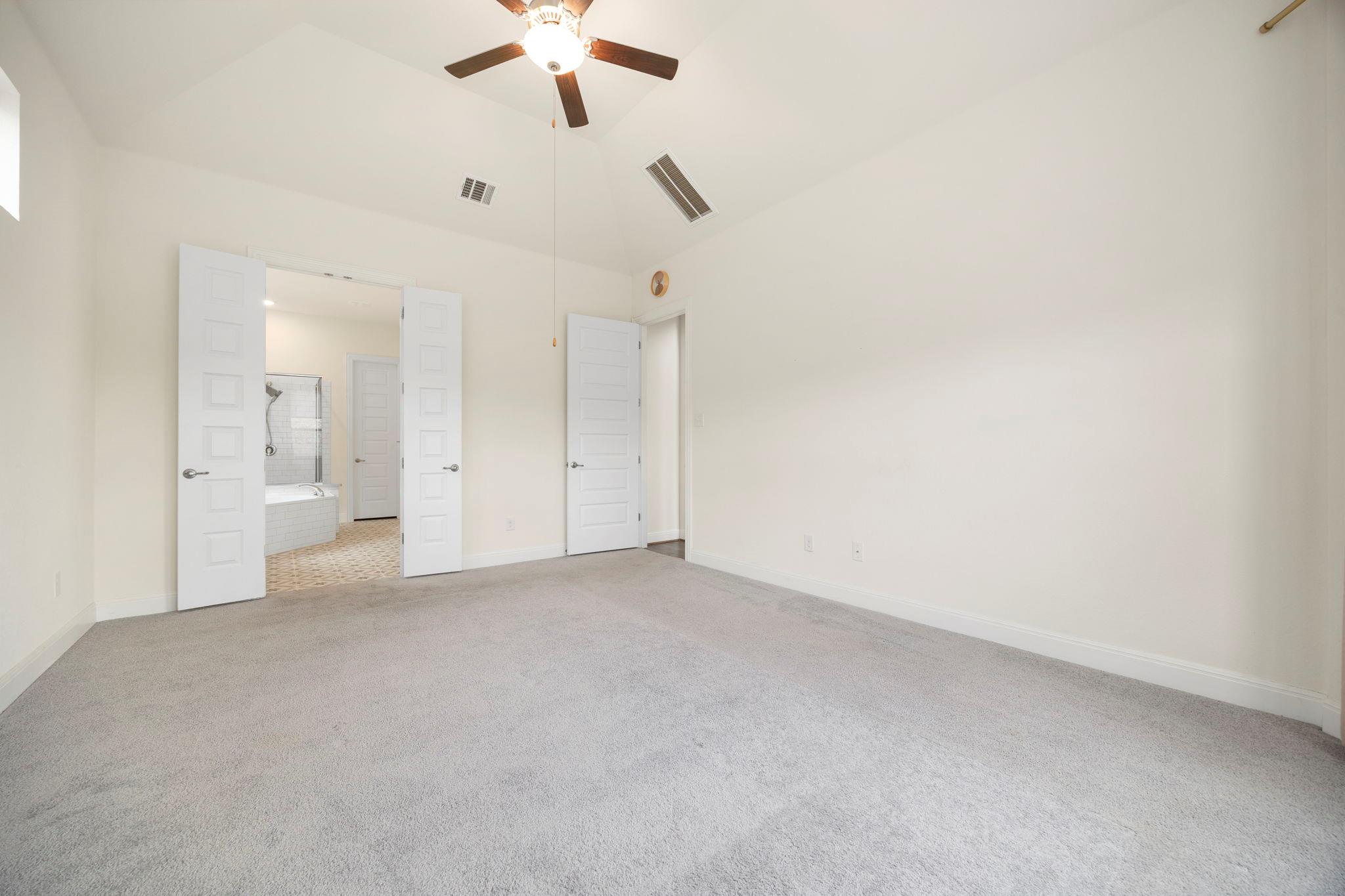 1098 Cherrystone Loop Property Photo 16