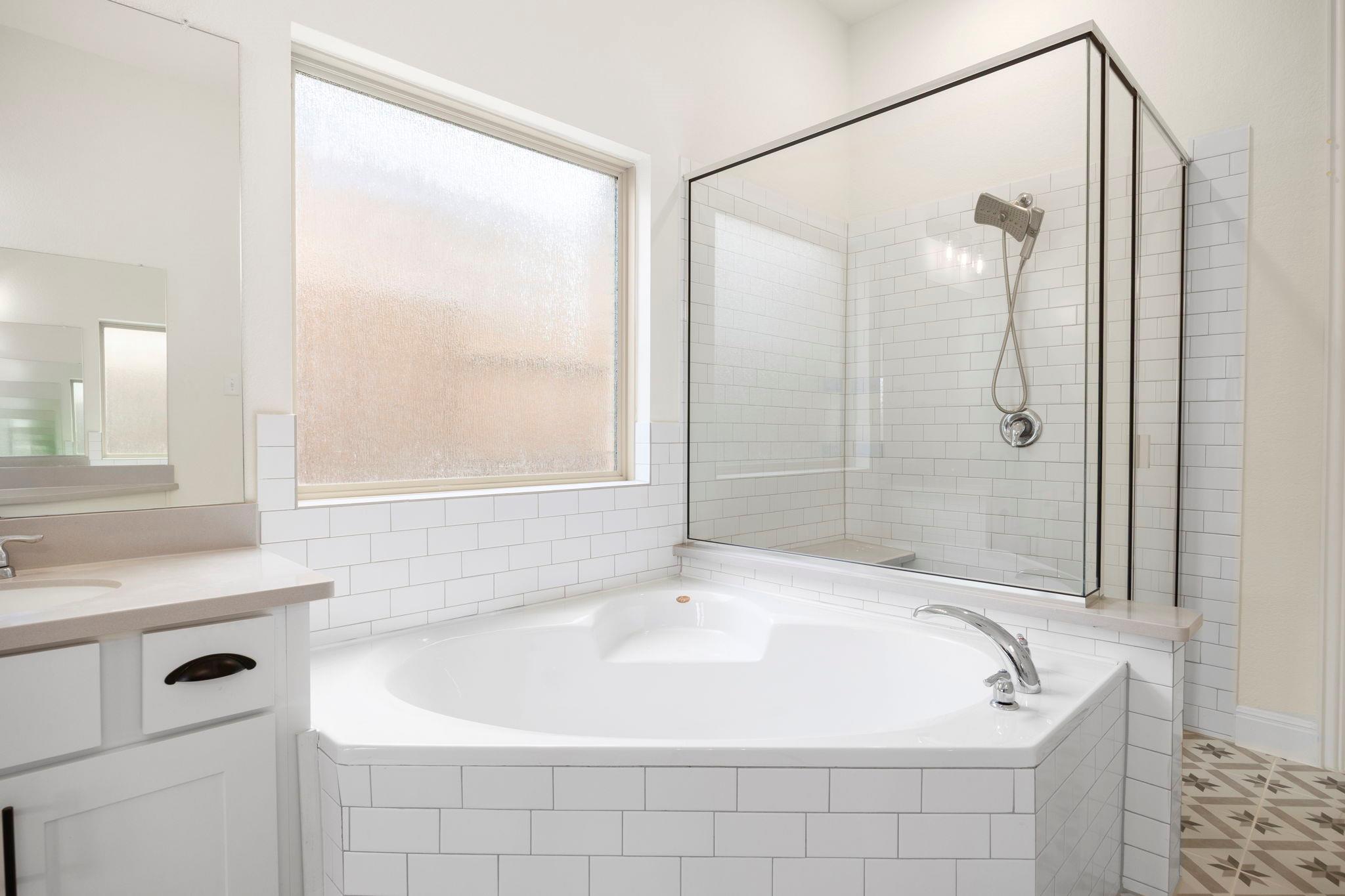 1098 Cherrystone Loop Property Photo 18