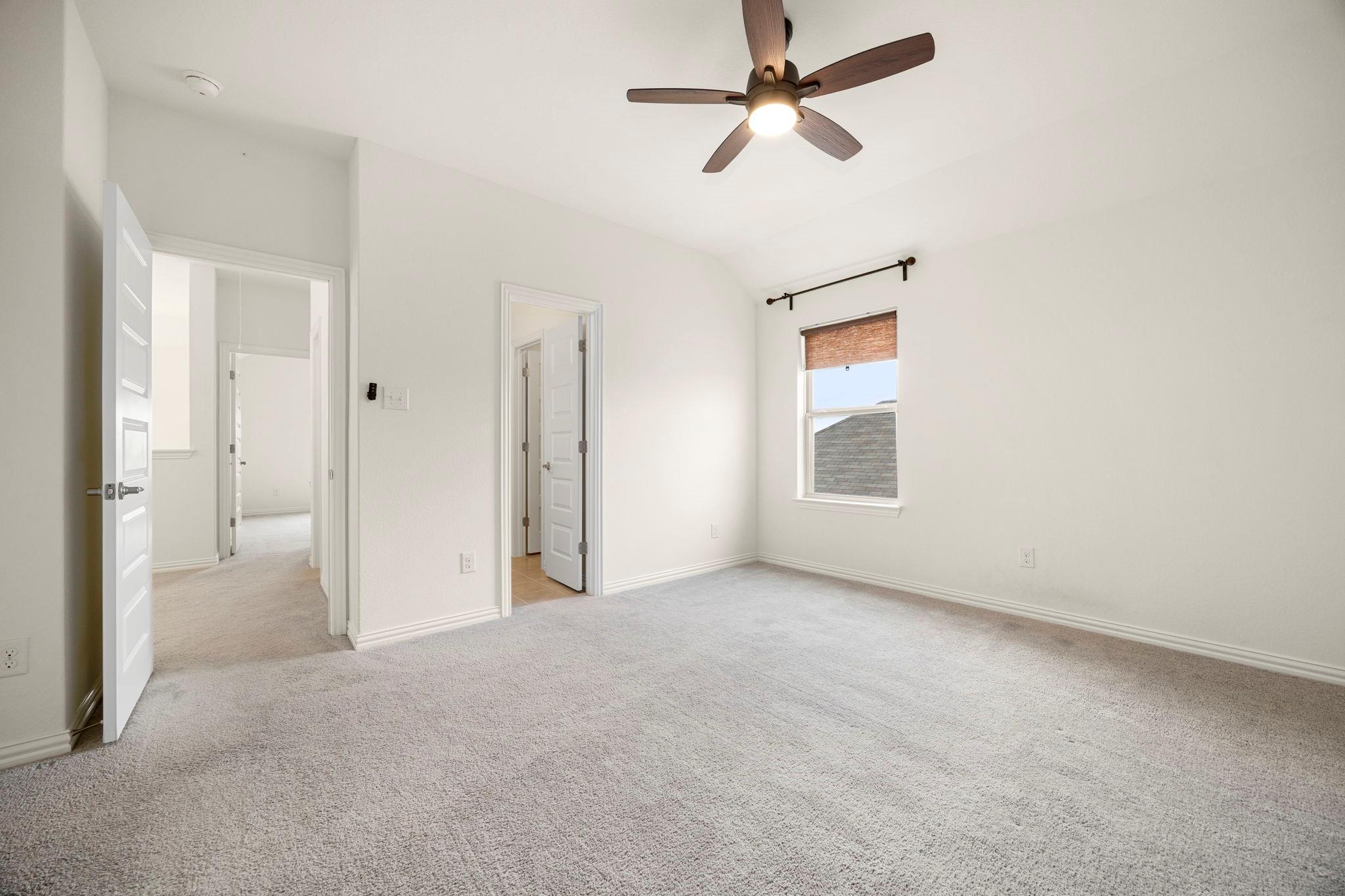 1098 Cherrystone Loop Property Photo 30
