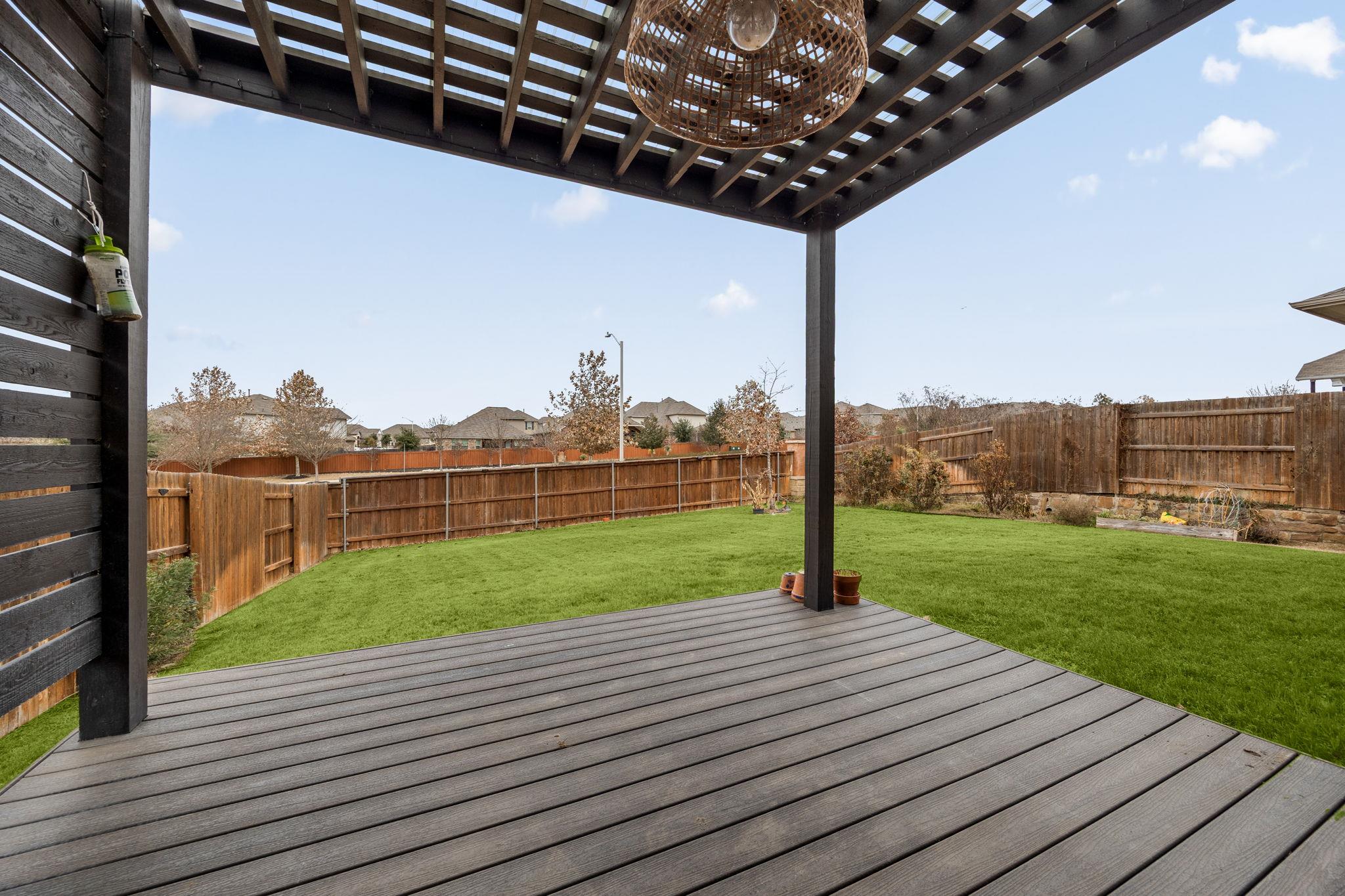 1098 Cherrystone Loop Property Photo 32