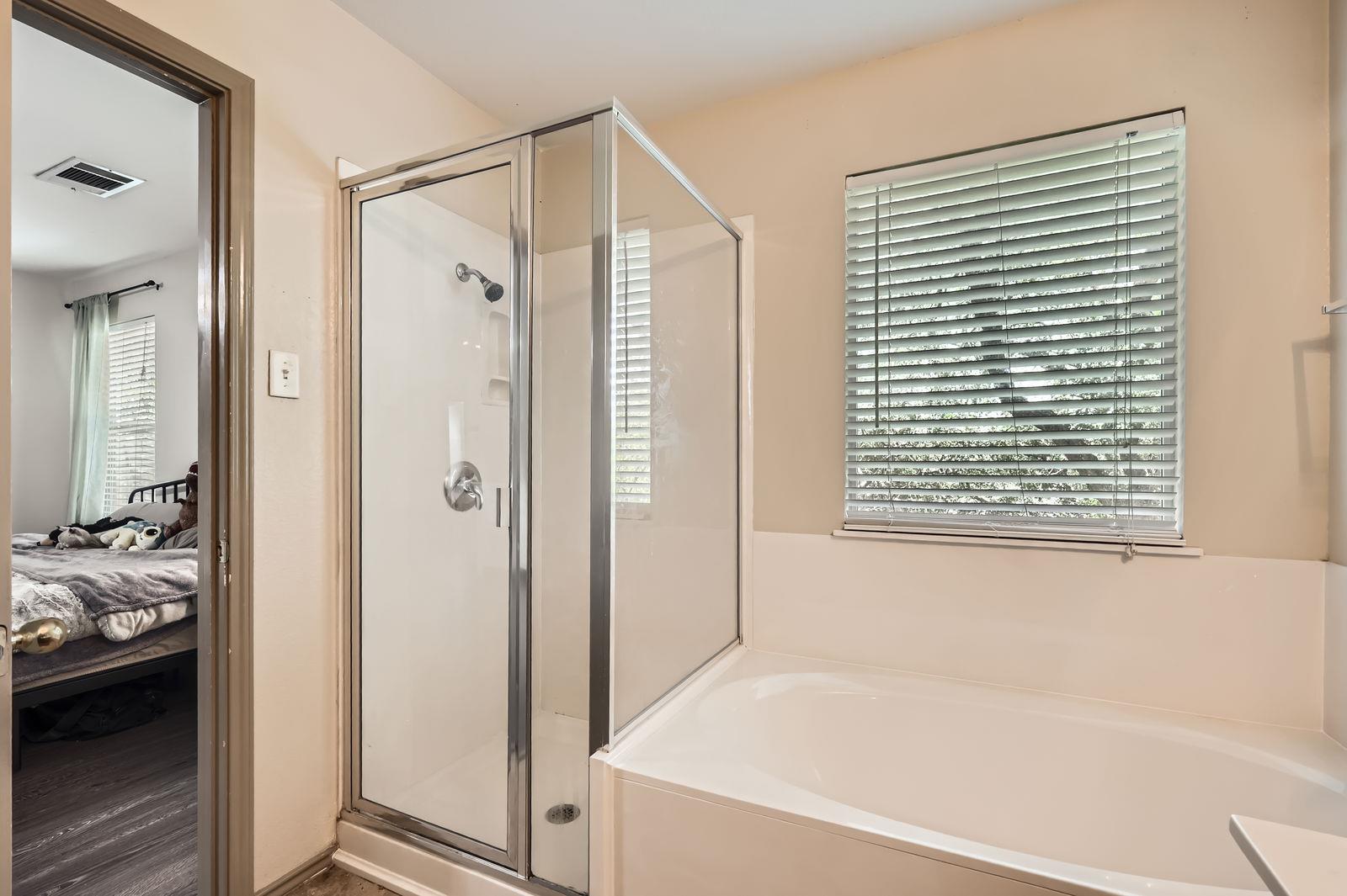 1900 Jesse Owens Dr Property Photo 15