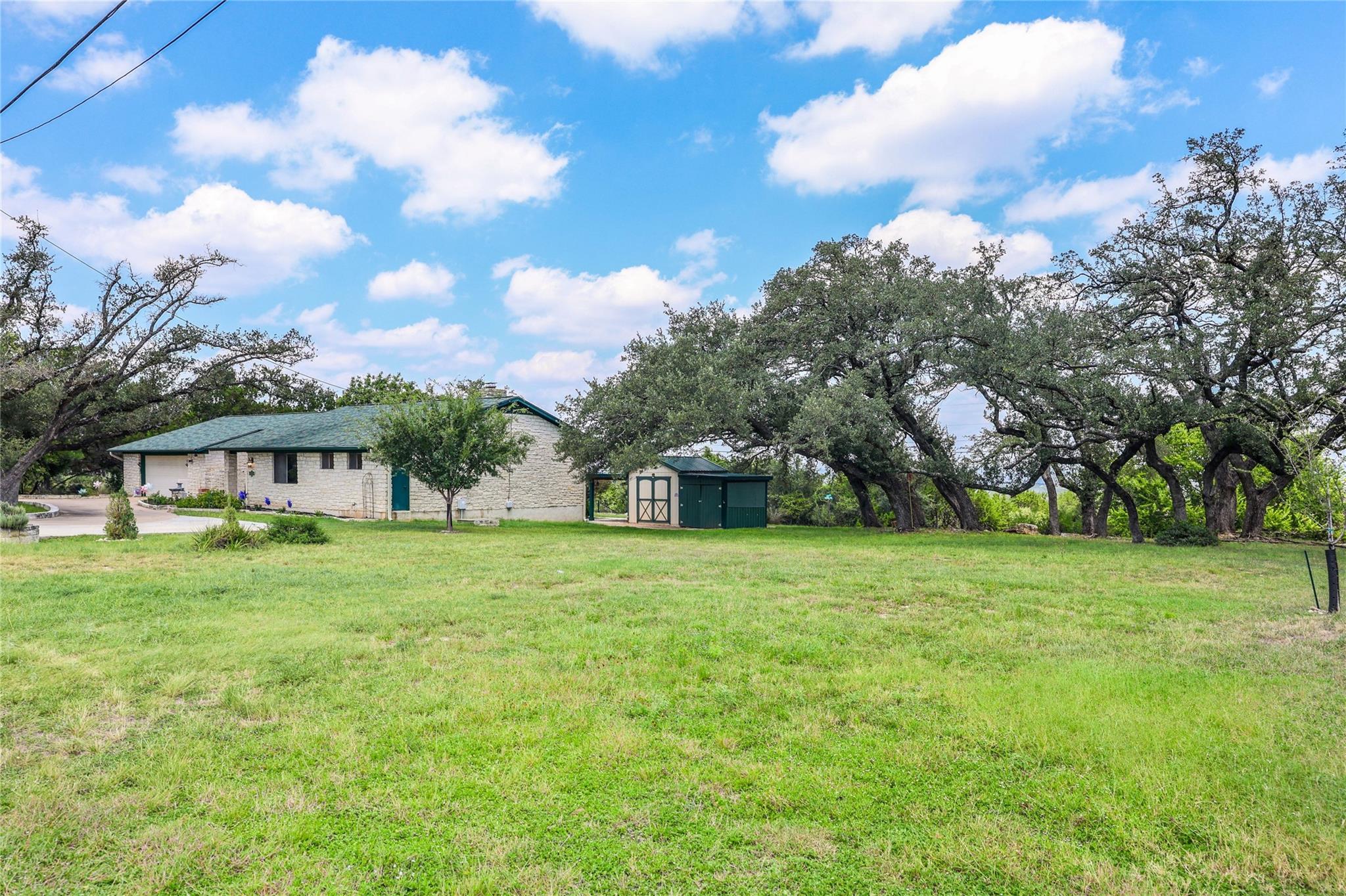 20900 Boggy Ford Rd Property Photo 27