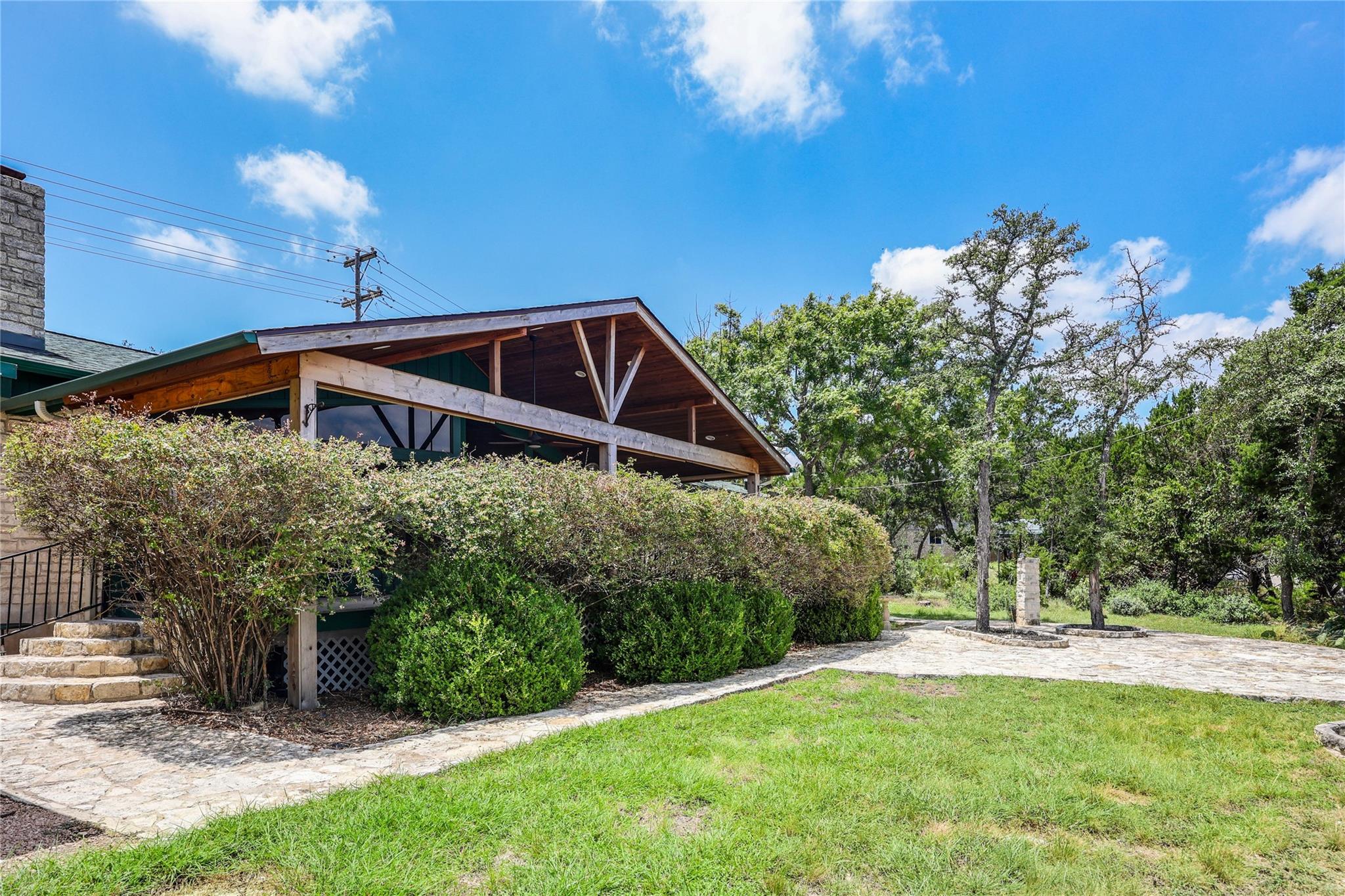 20900 Boggy Ford Rd Property Photo 32