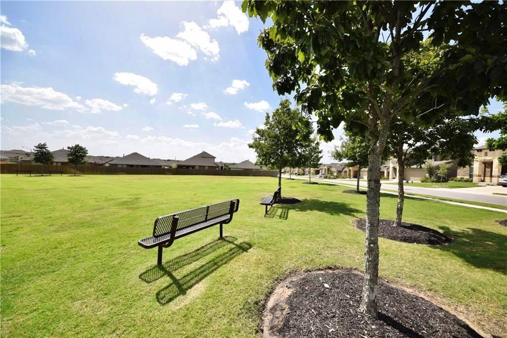 1016 Winnsboro Loop Property Photo 35