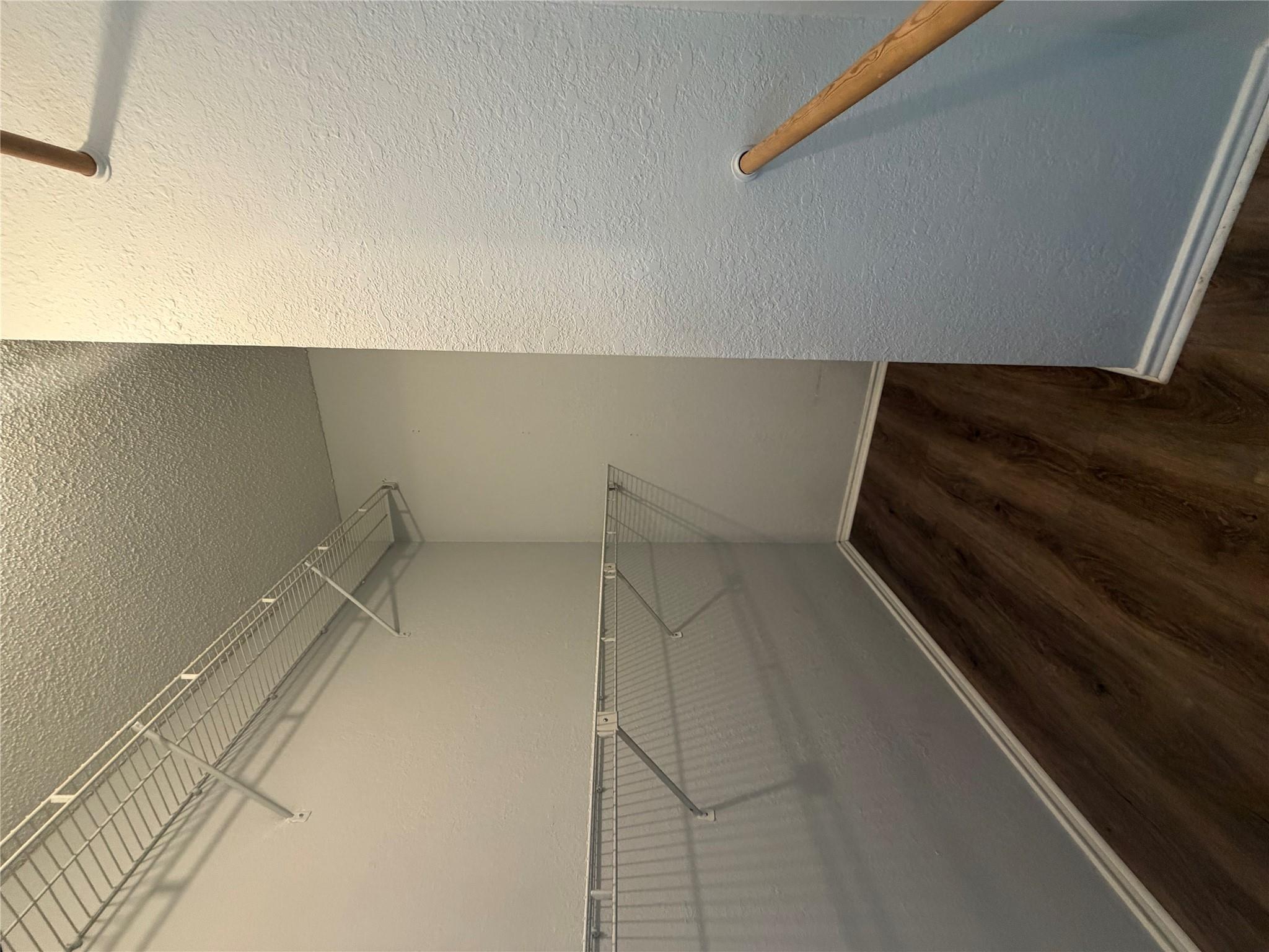 5908 Parkwood Dr #a Property Photo 17