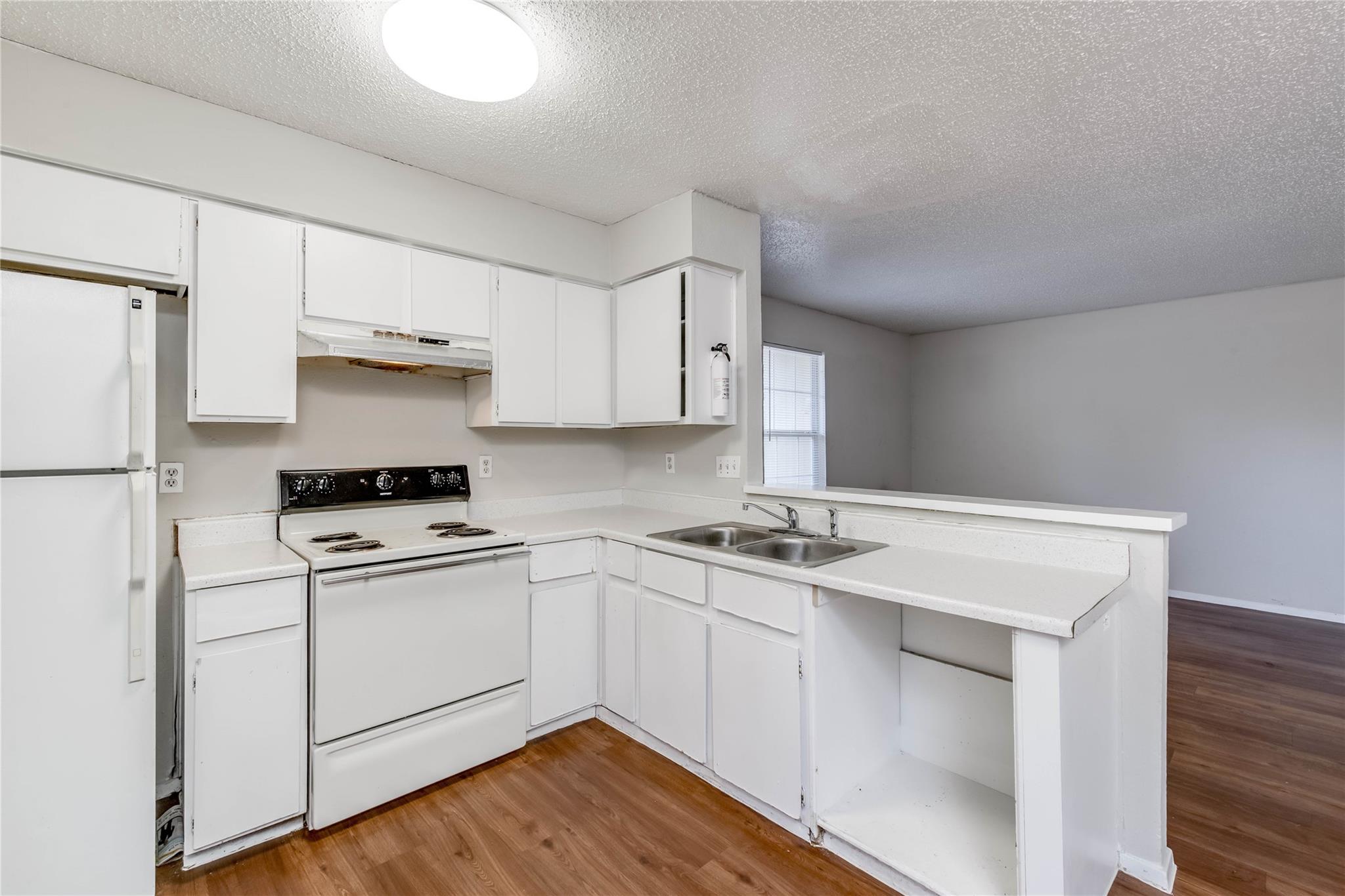 11907 Alpheus Ave #b Property Photo 10