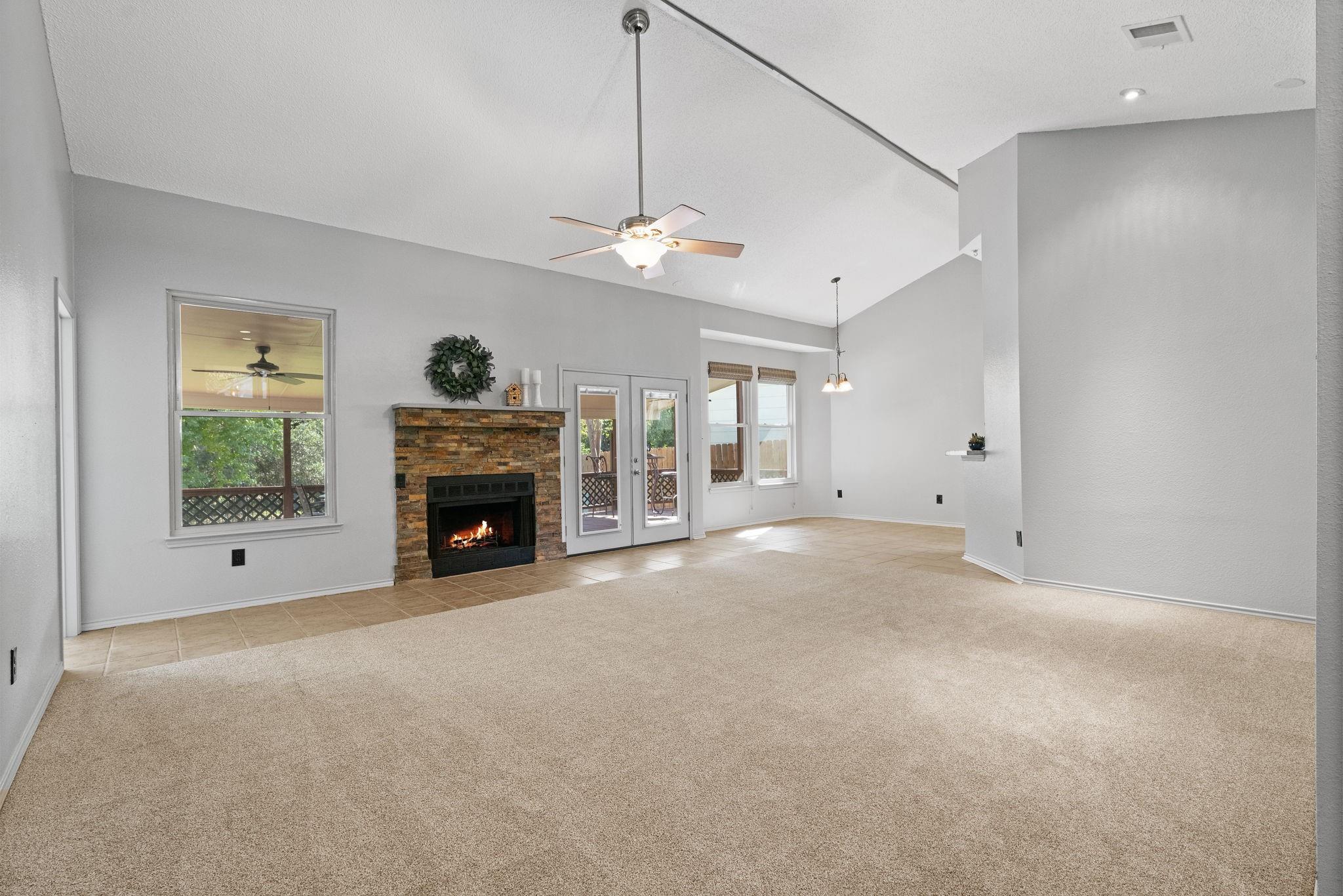 14715 Great Willow Dr Property Photo 3
