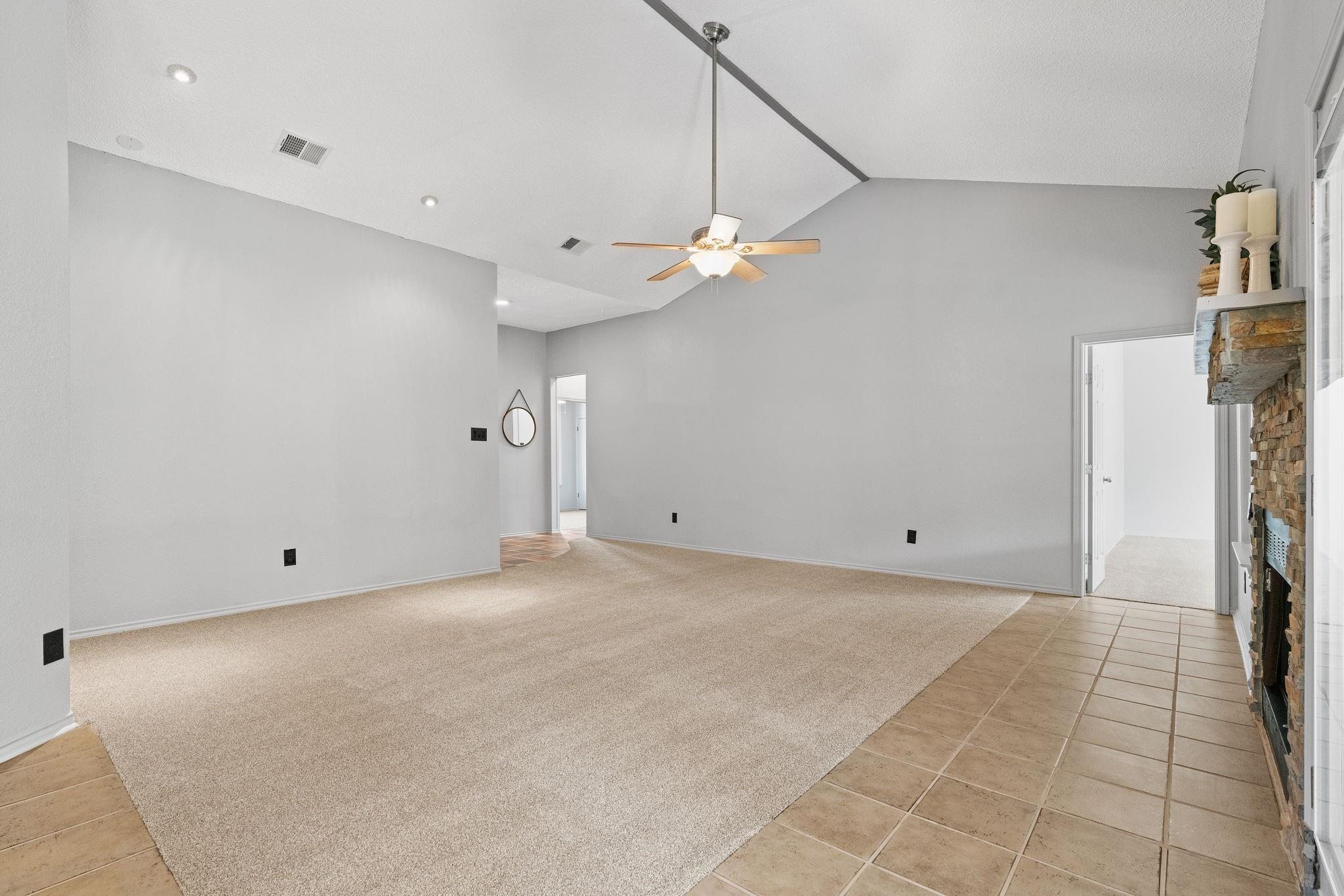 14715 Great Willow Dr Property Photo 6