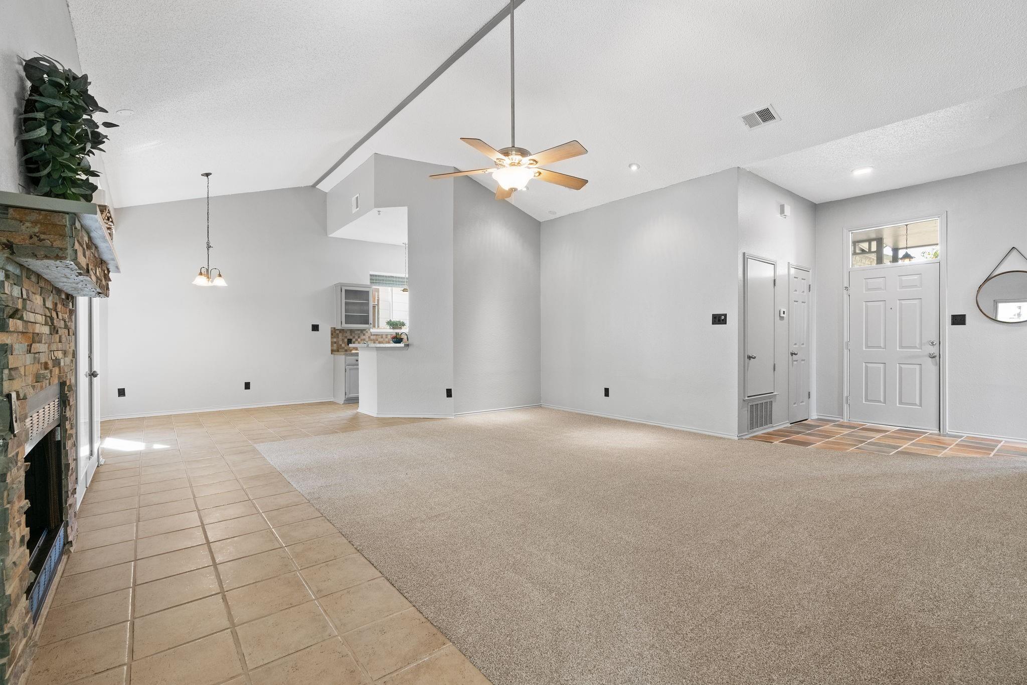 14715 Great Willow Dr Property Photo 8