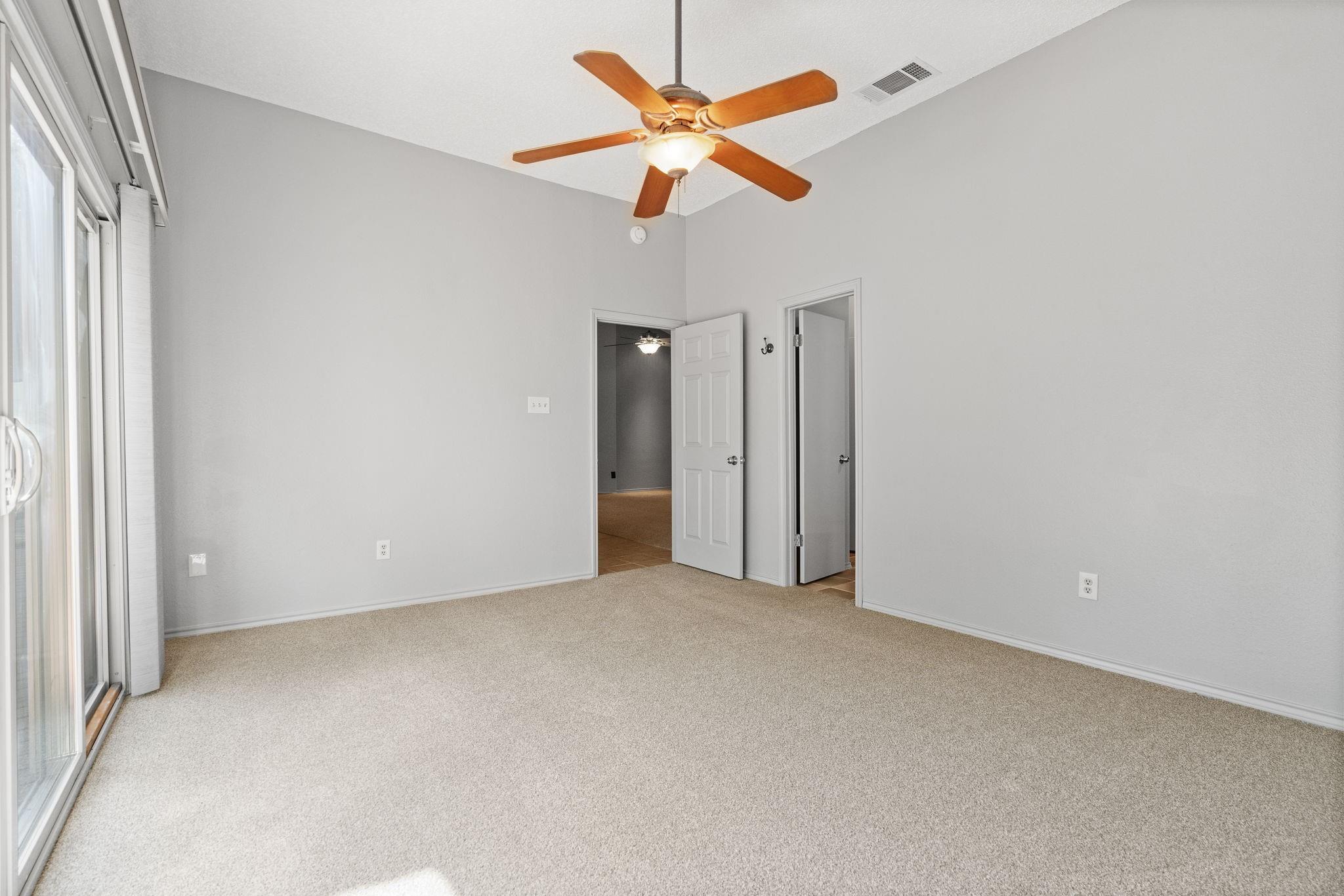 14715 Great Willow Dr Property Photo 15