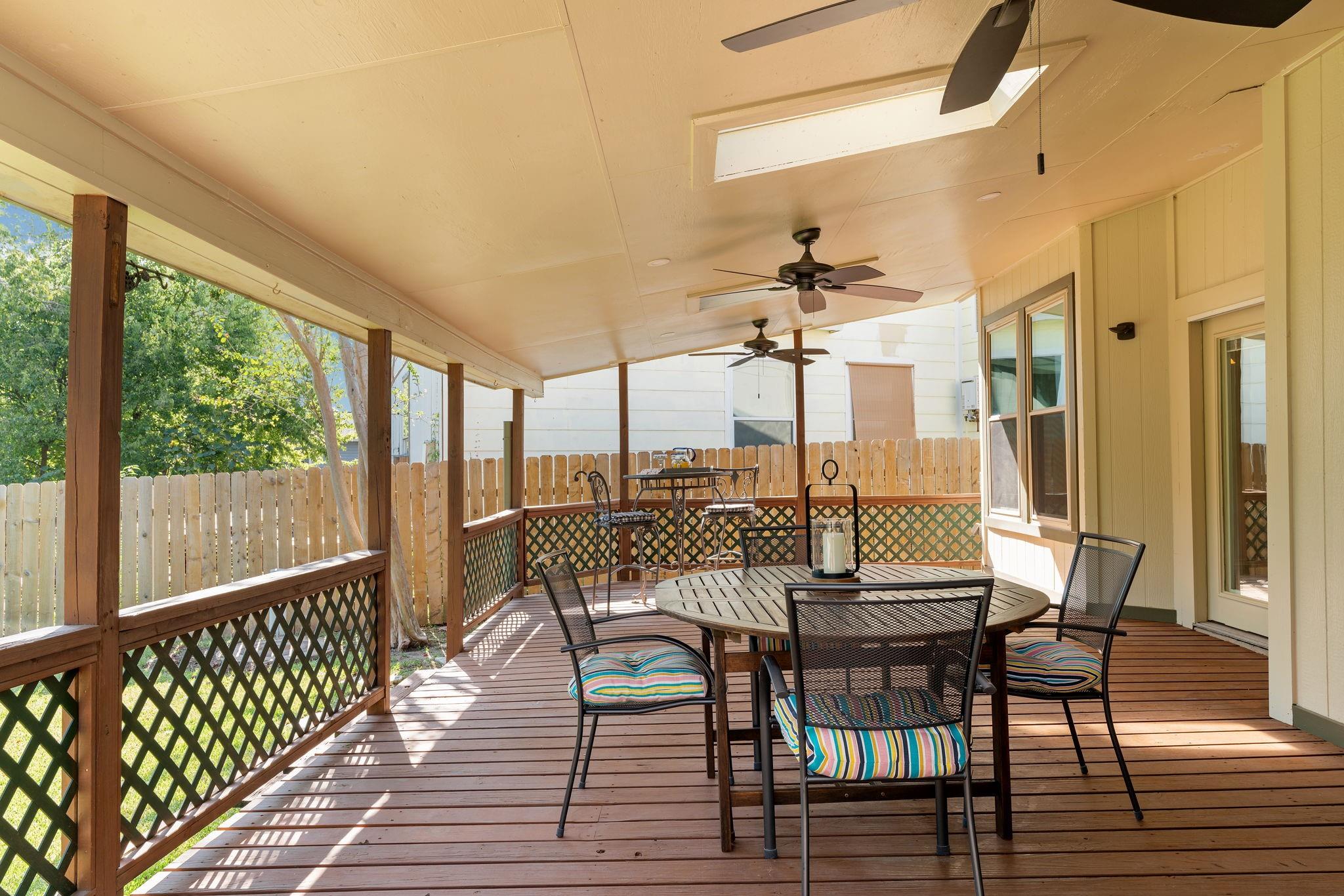 14715 Great Willow Dr Property Photo 25