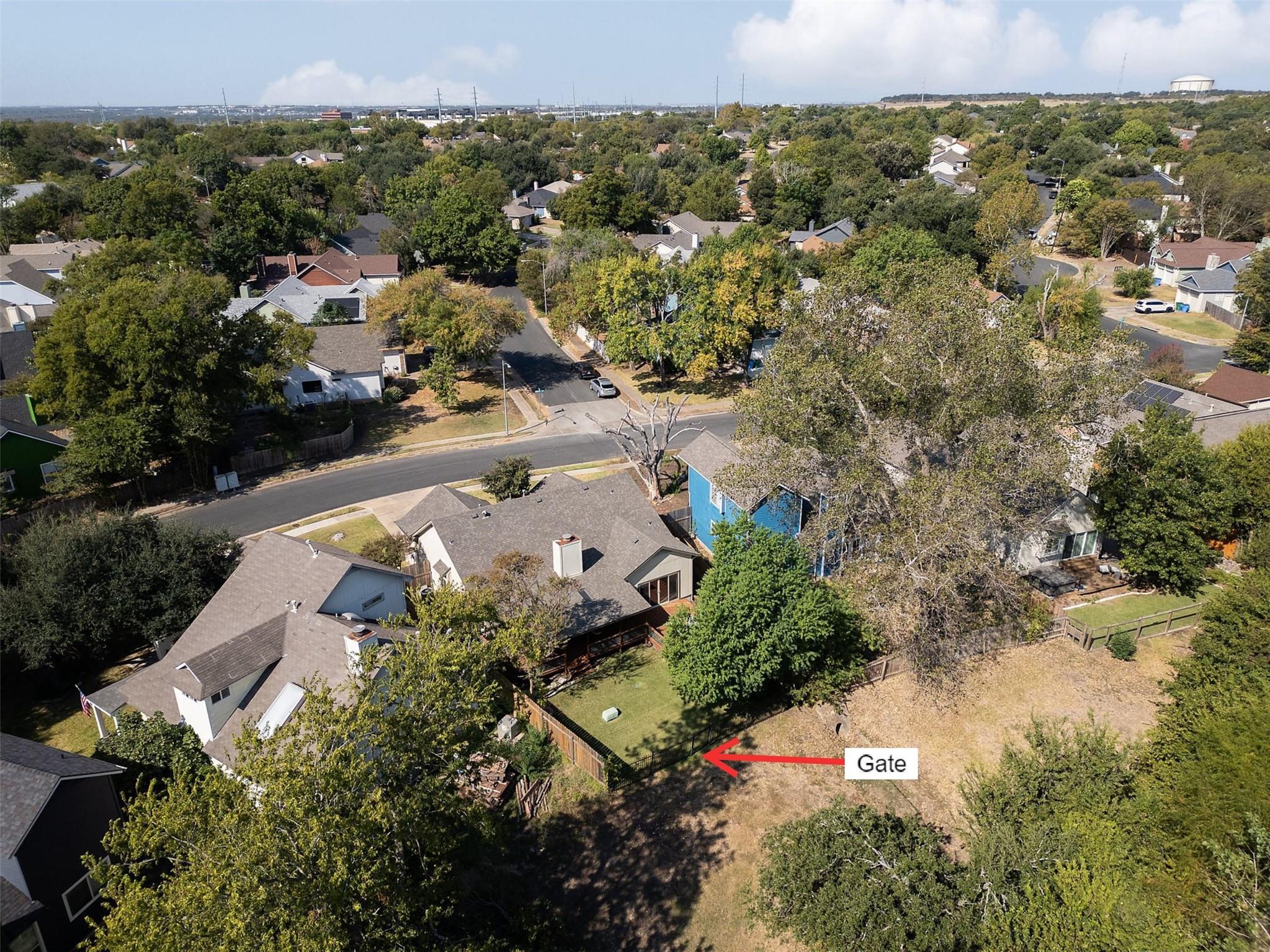 14715 Great Willow Dr Property Photo 34