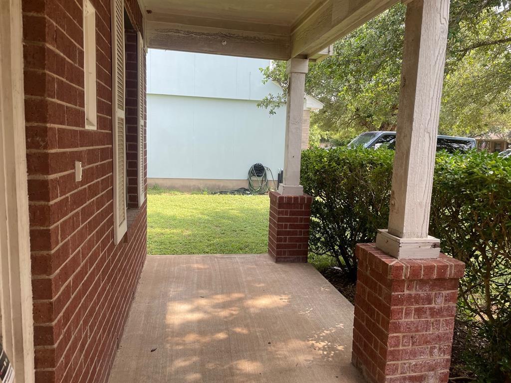 223 Nicole Way Property Photo 3