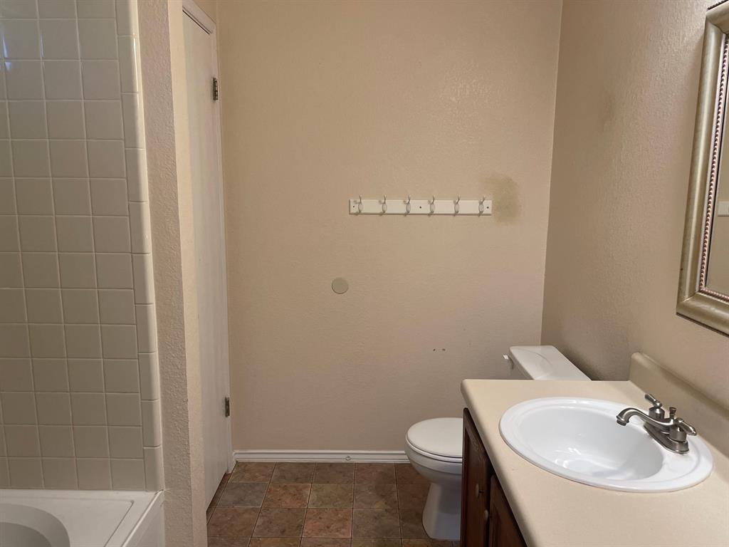 223 Nicole Way Property Photo 12