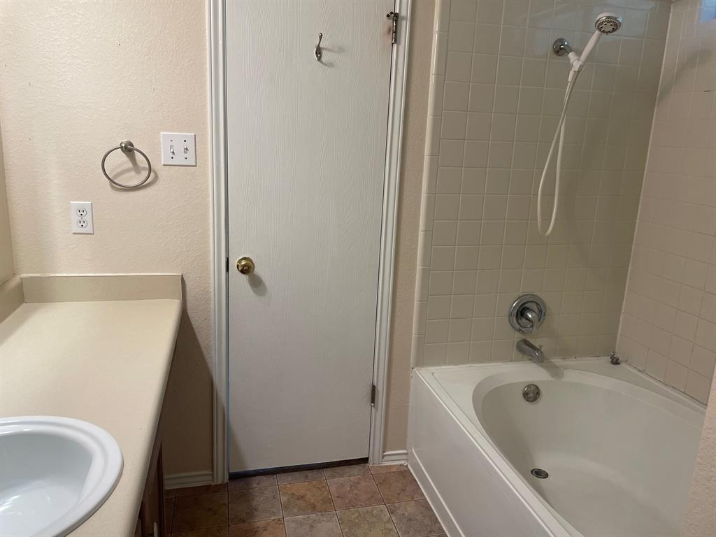 223 Nicole Way Property Photo 13