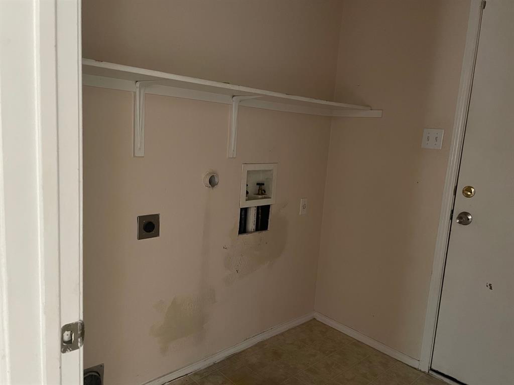 223 Nicole Way Property Photo 17
