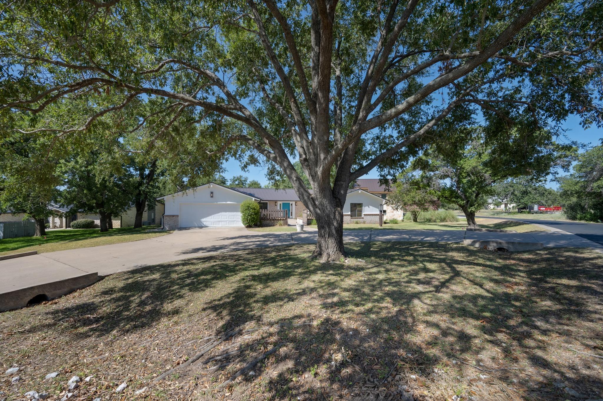 101 Third Sid None W Property Photo 2