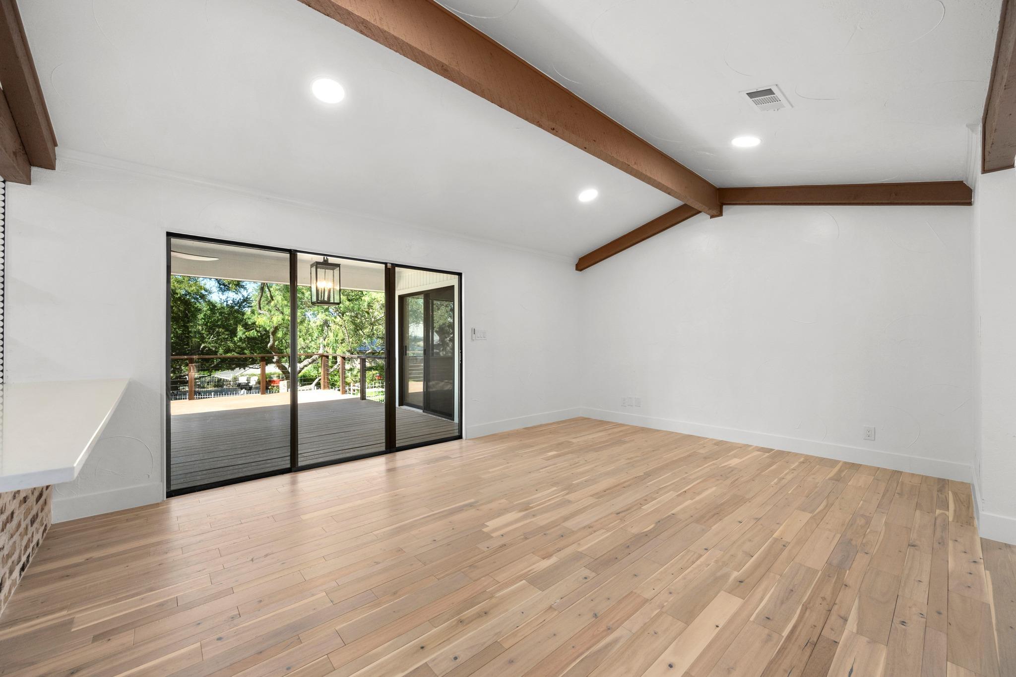 101 Third Sid None W Property Photo 6