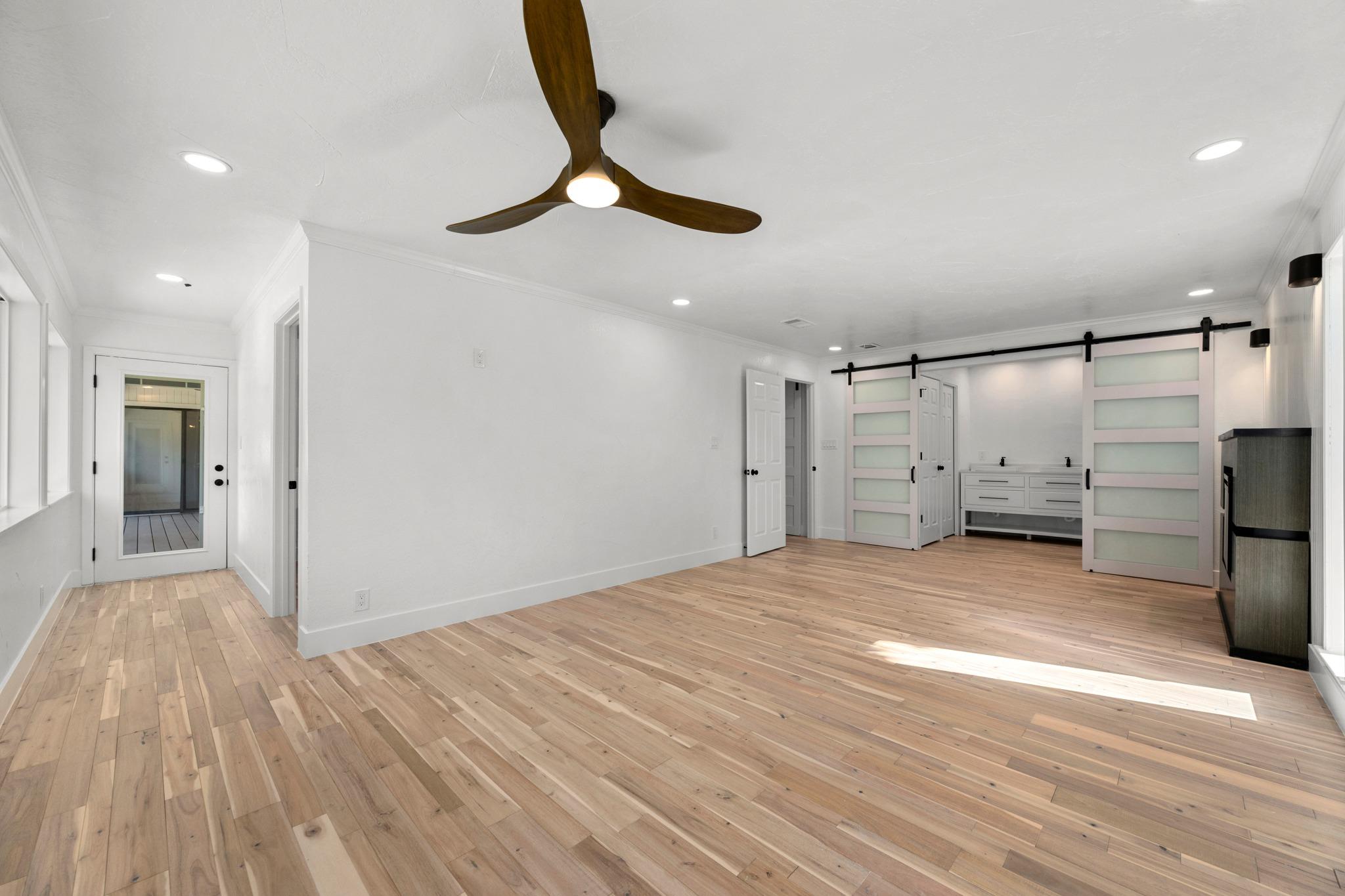 101 Third Sid None W Property Photo 19