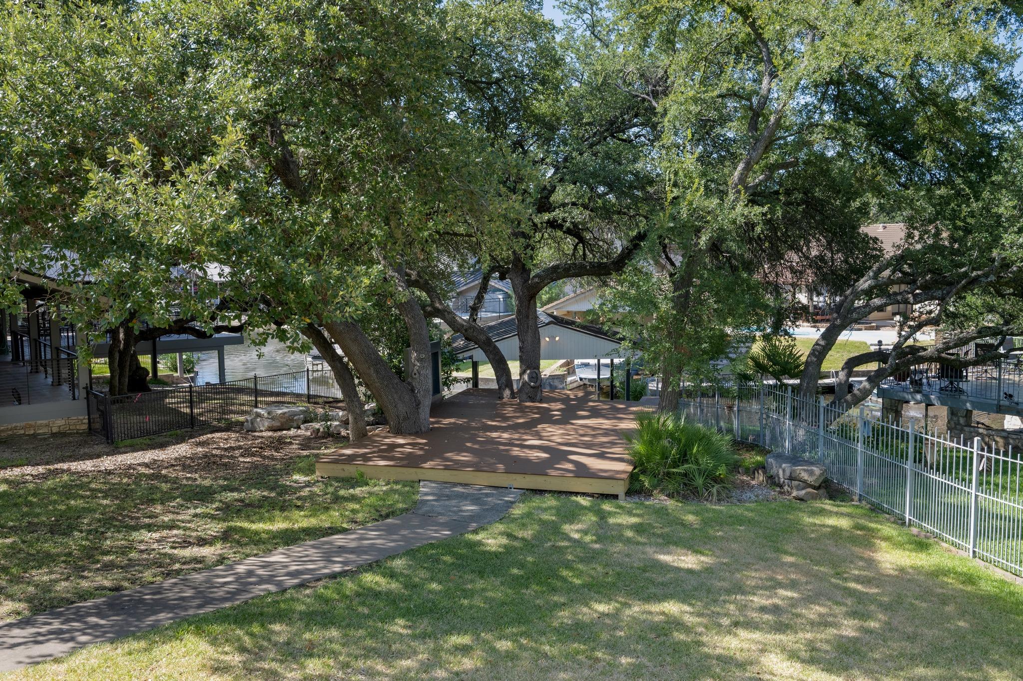 101 Third Sid None W Property Photo 34